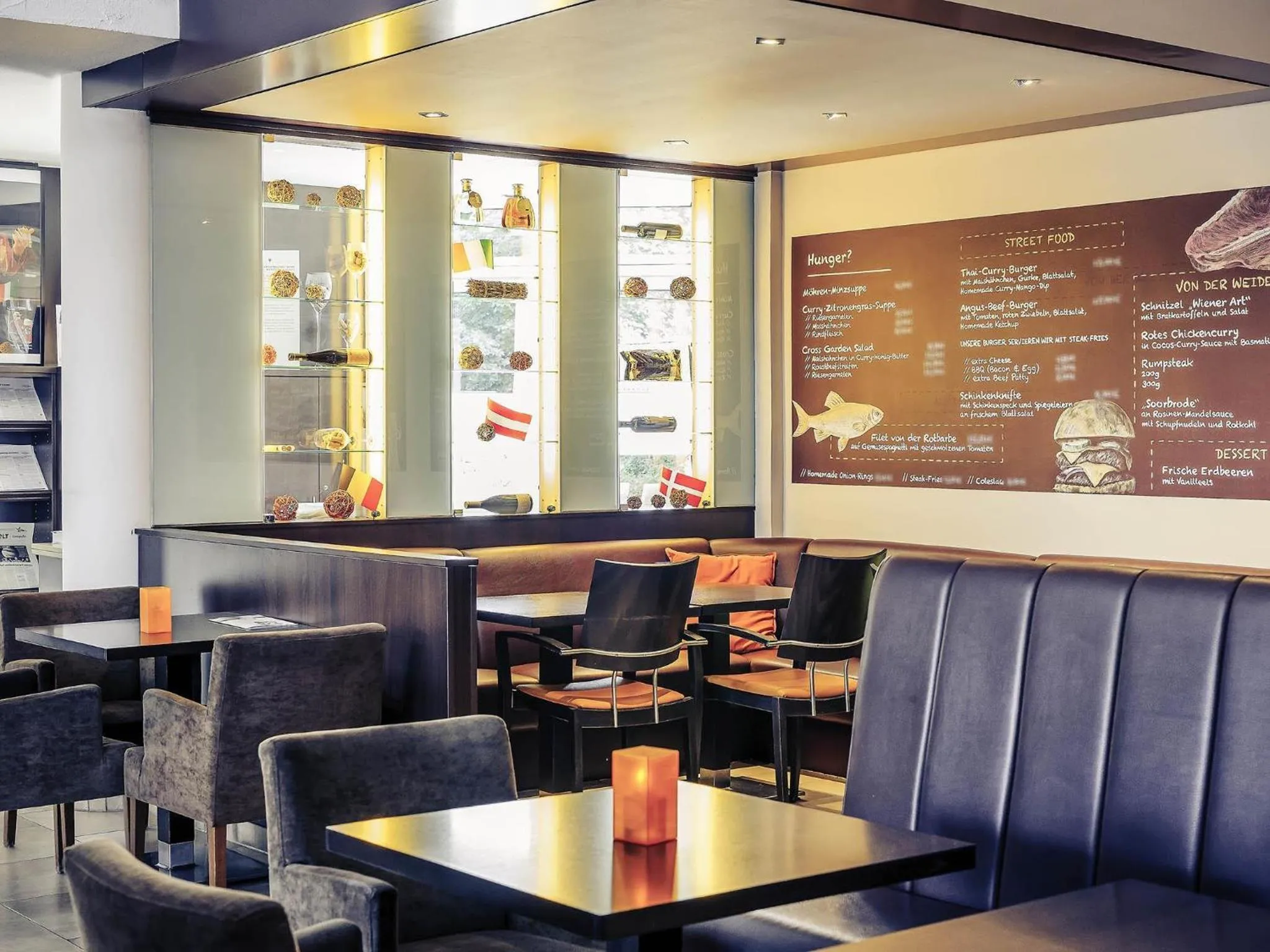 Lounge or bar in Mercure Hotel Düsseldorf Ratingen