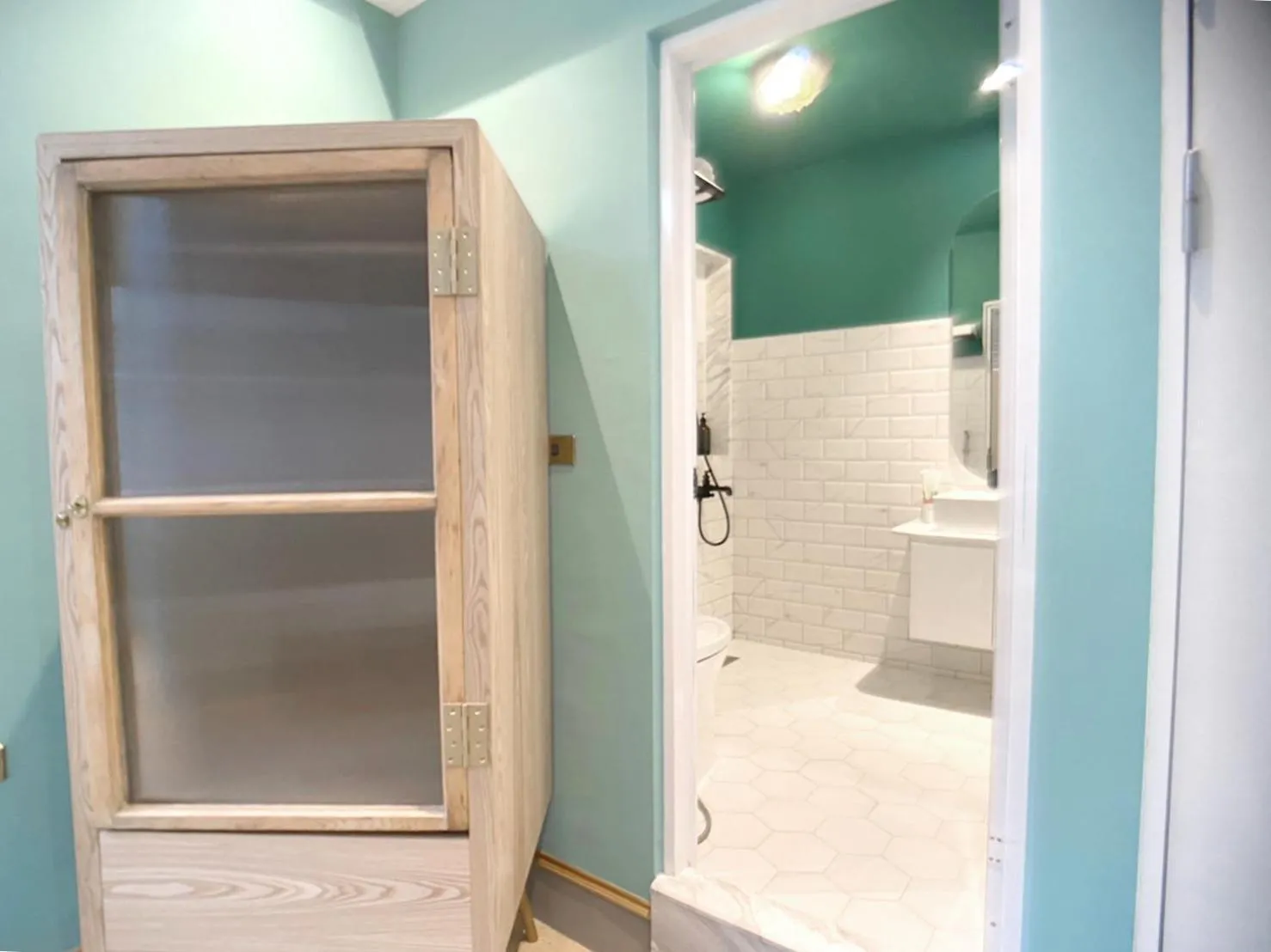 Bathroom in Spring Guest House