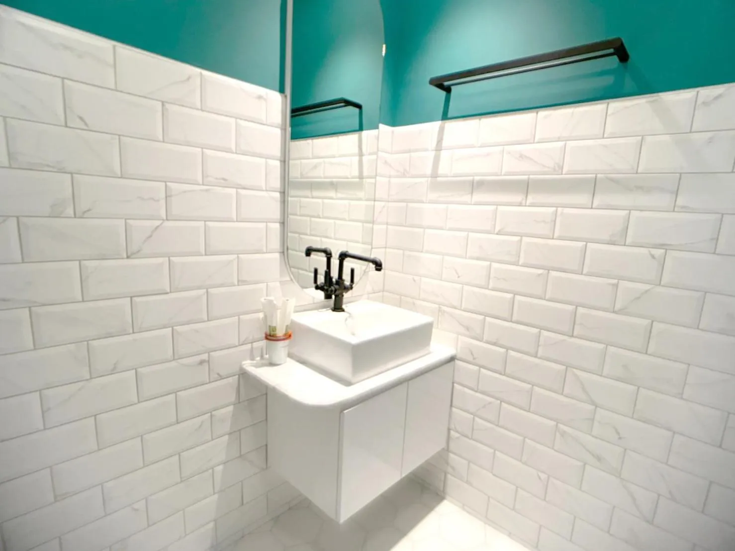 Bathroom in Spring Guest House