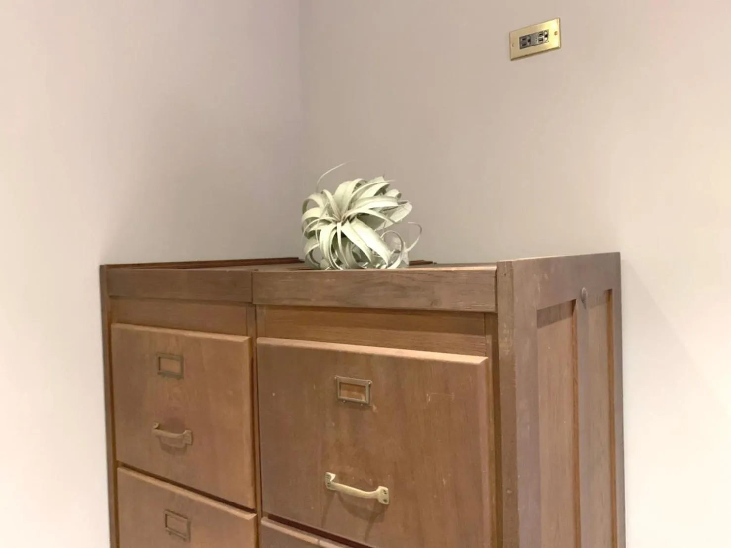 Communal lounge/ TV room in Spring Guest House