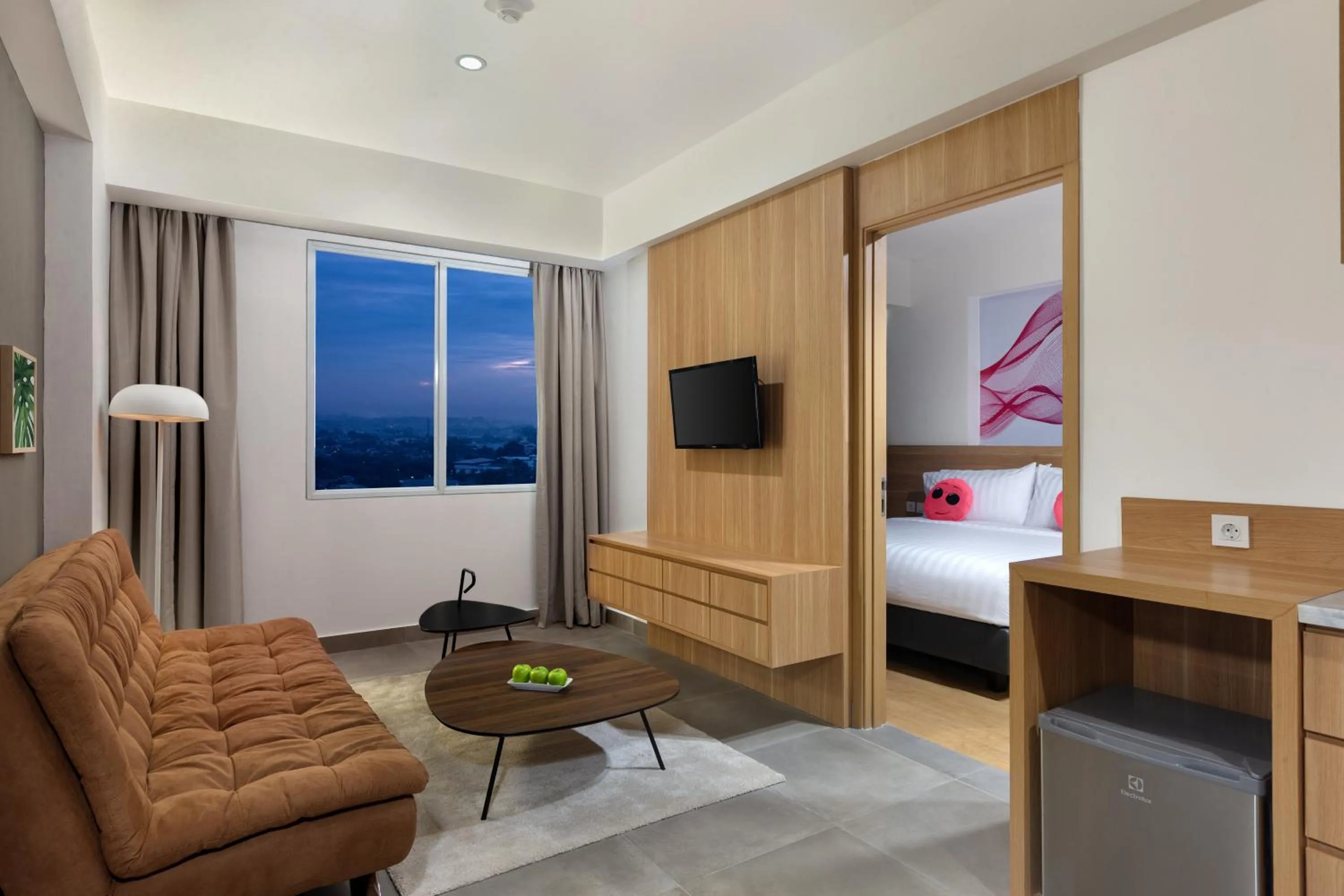 Photo of the whole room, Bed in favehotel Karawang