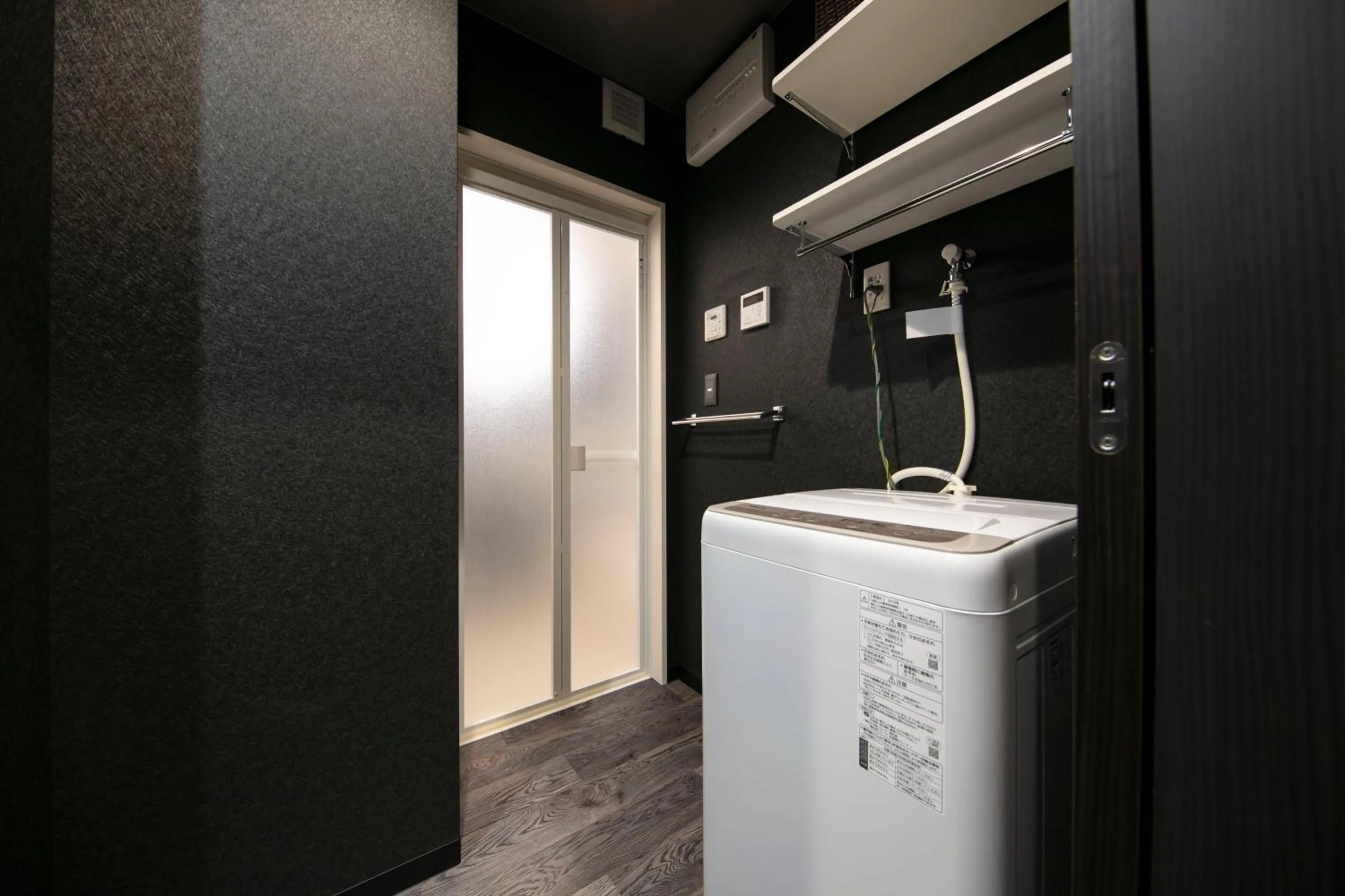 Photo of the whole room in GRAND BASE Takamatsu