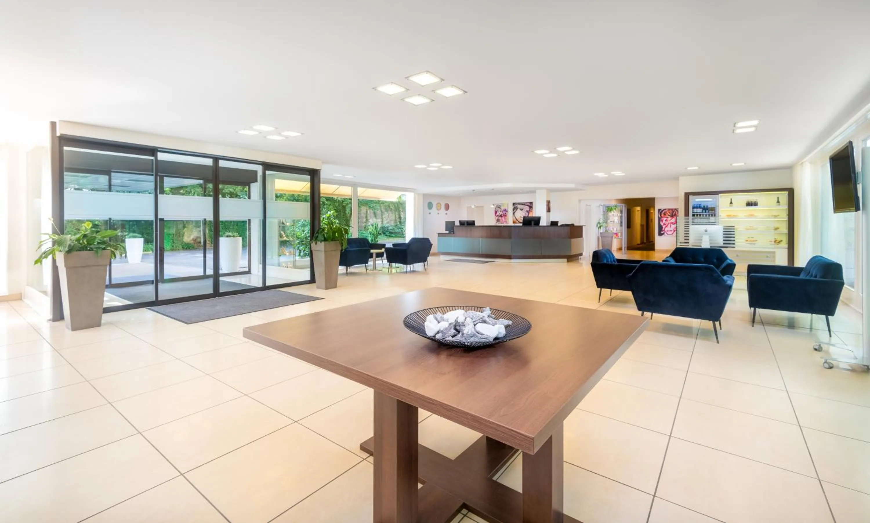 Lobby or reception in Mercure Hotel Bielefeld Johannisberg