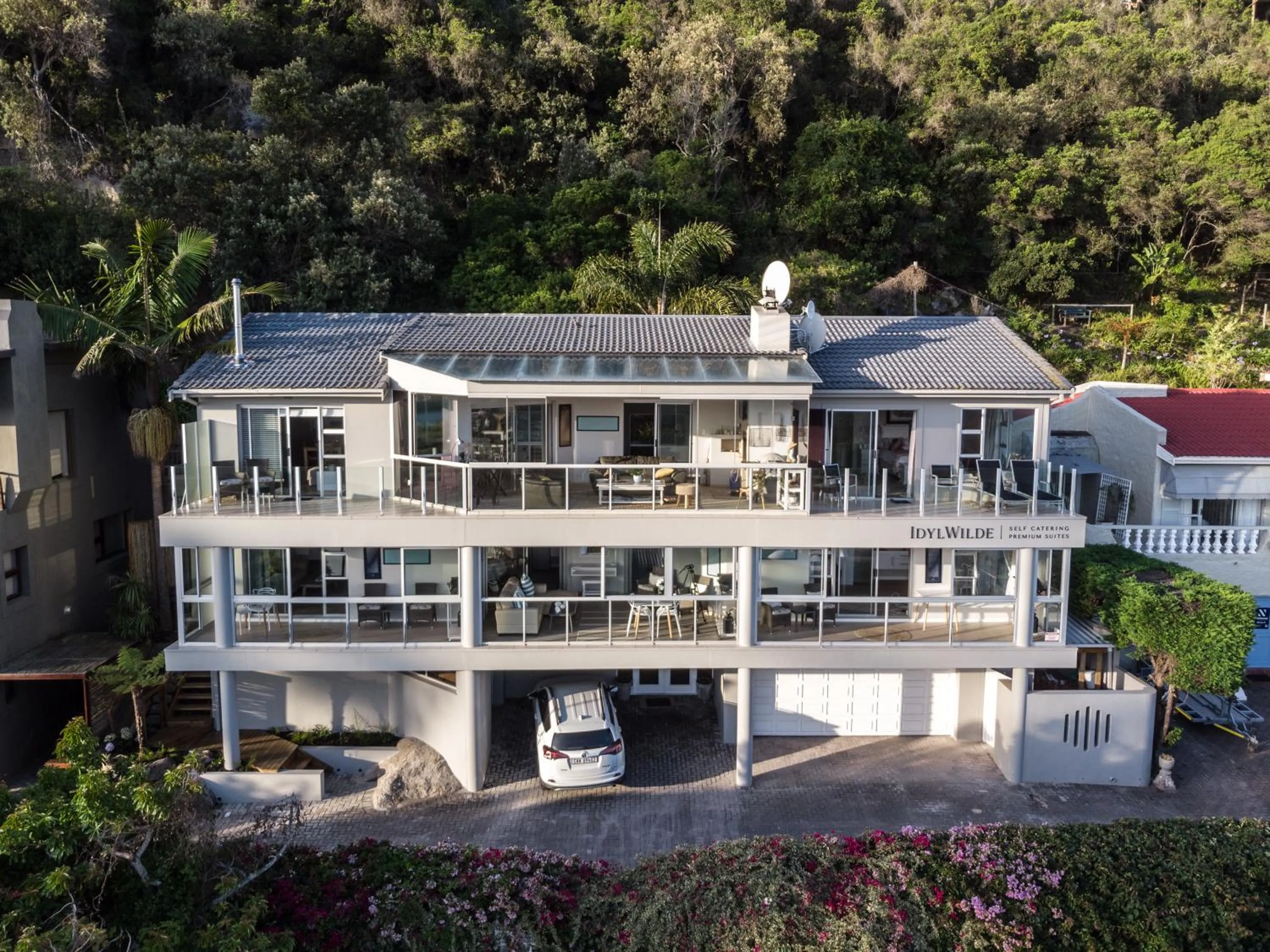 Property building in IdylWilde