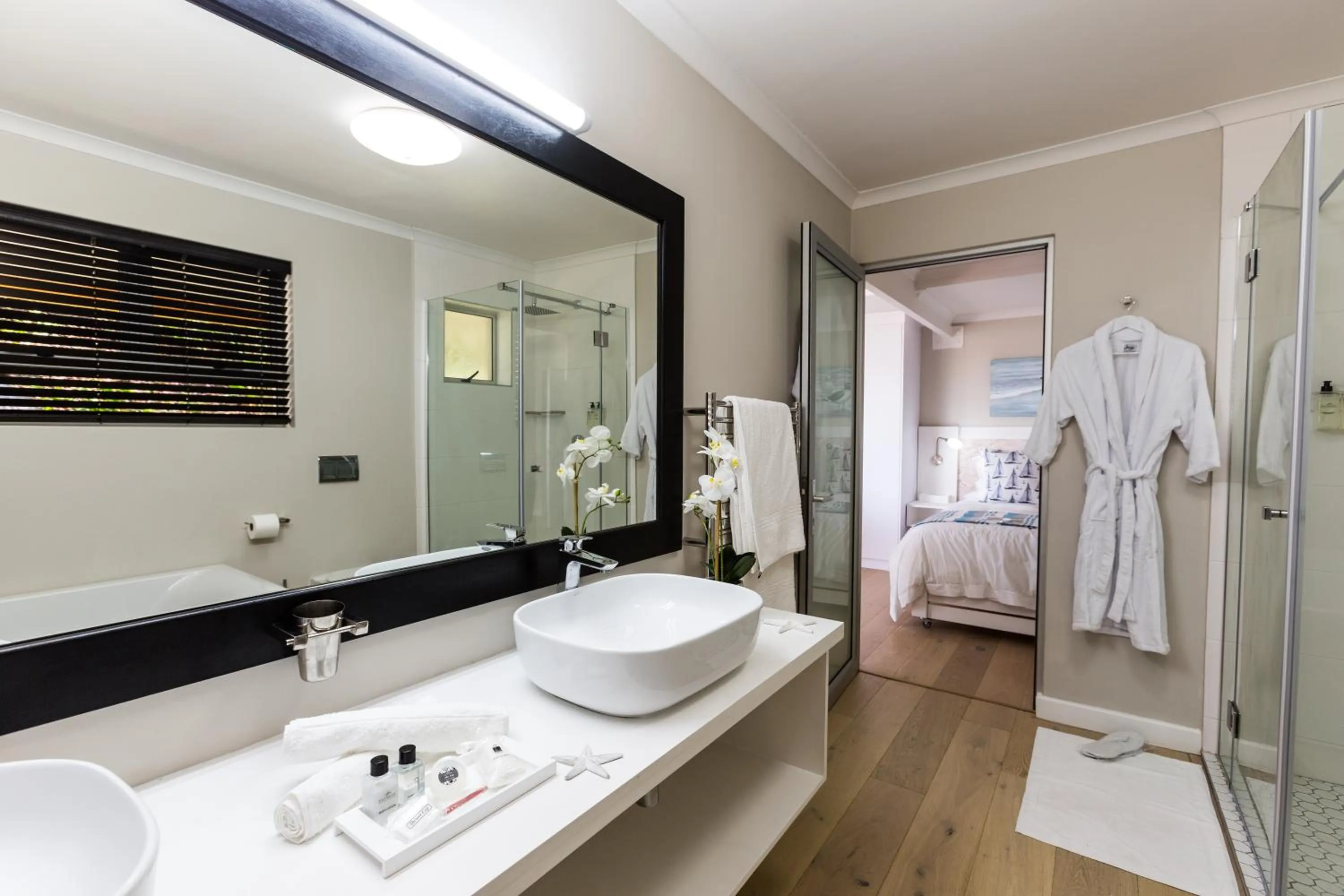 Bathroom in IdylWilde