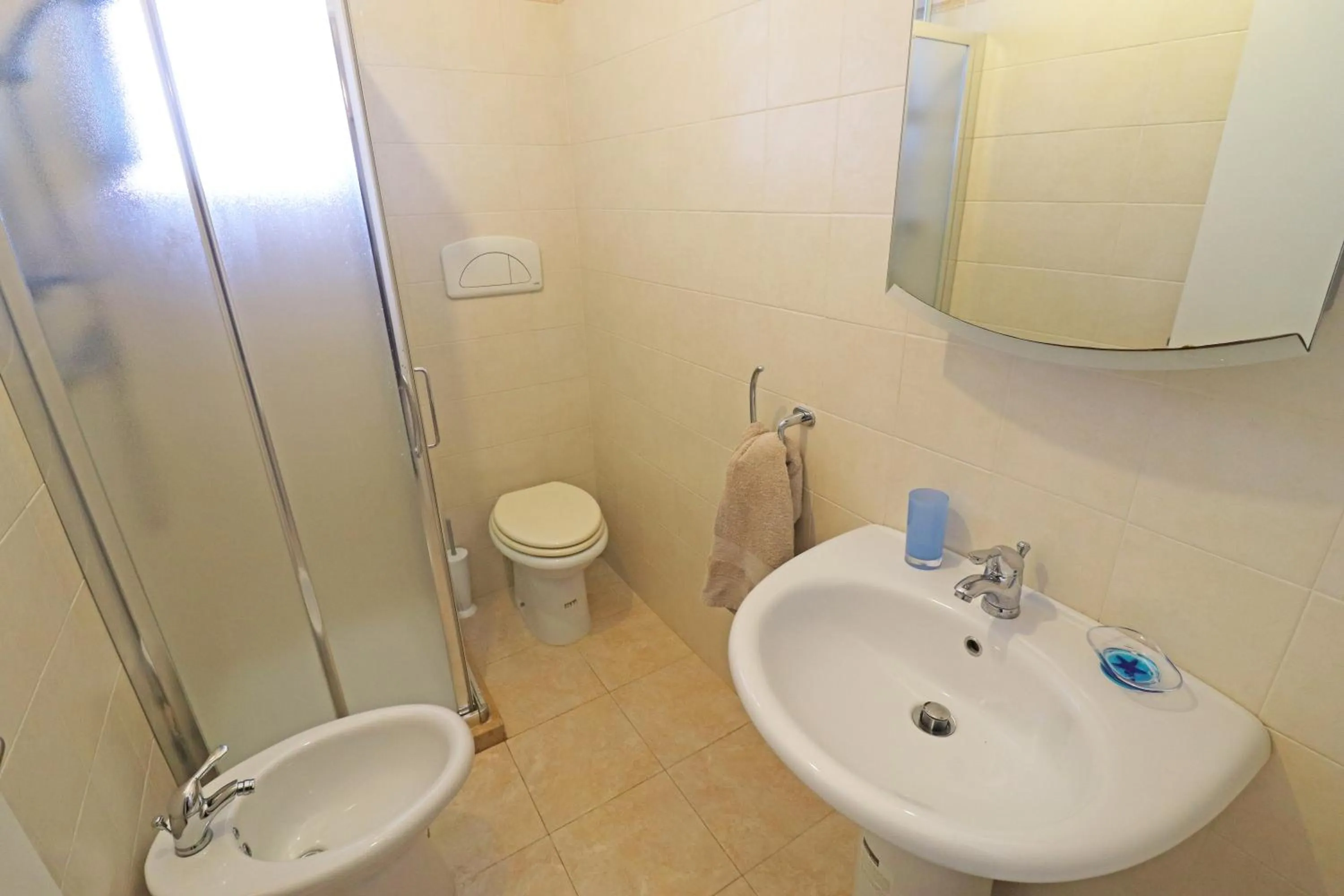 Bathroom in Holiday home angel in Otranto, apartment with 4 beds, with sea view.