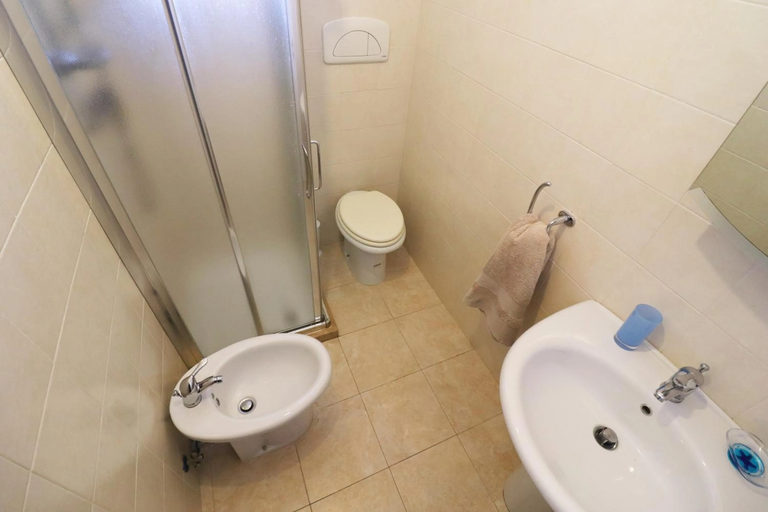 Bathroom in Holiday home angel in Otranto, apartment with 4 beds, with sea view.