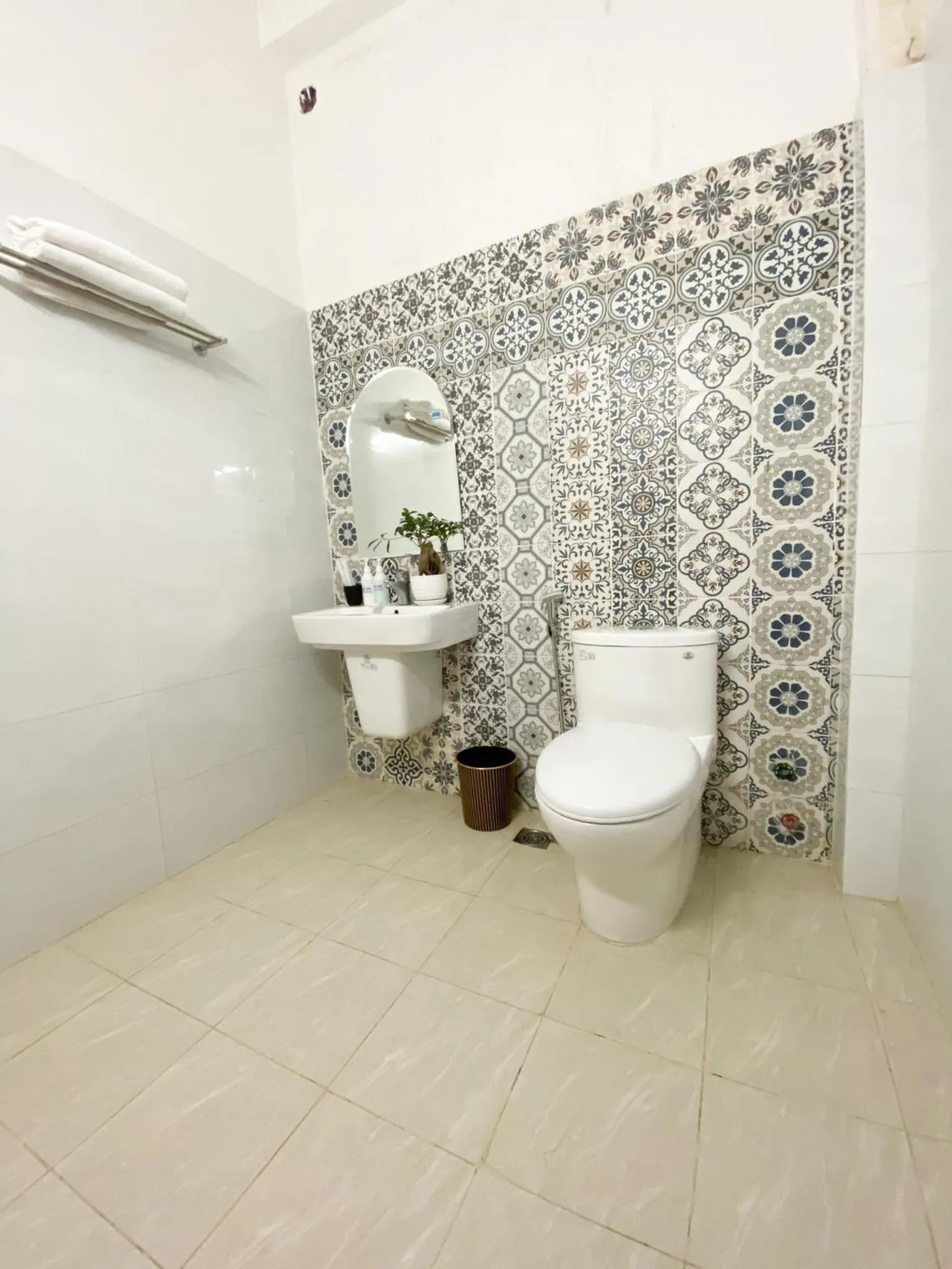 Shower in HOMESTAY THÙY DƯƠNG