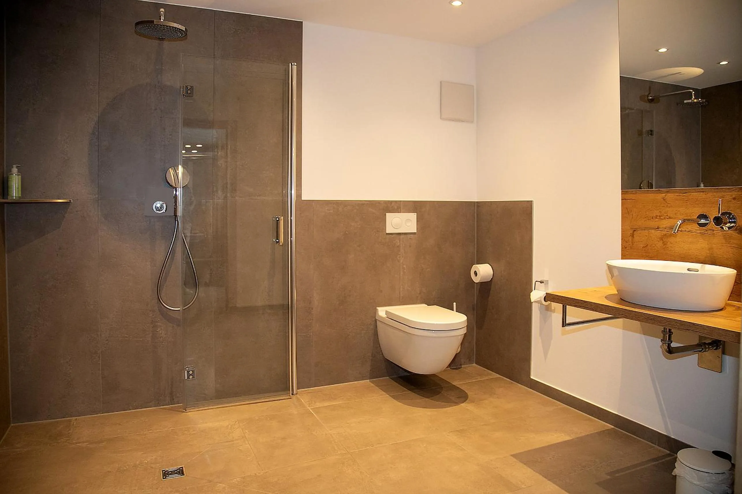 Shower in Landhotel Halbfas-Alterauge