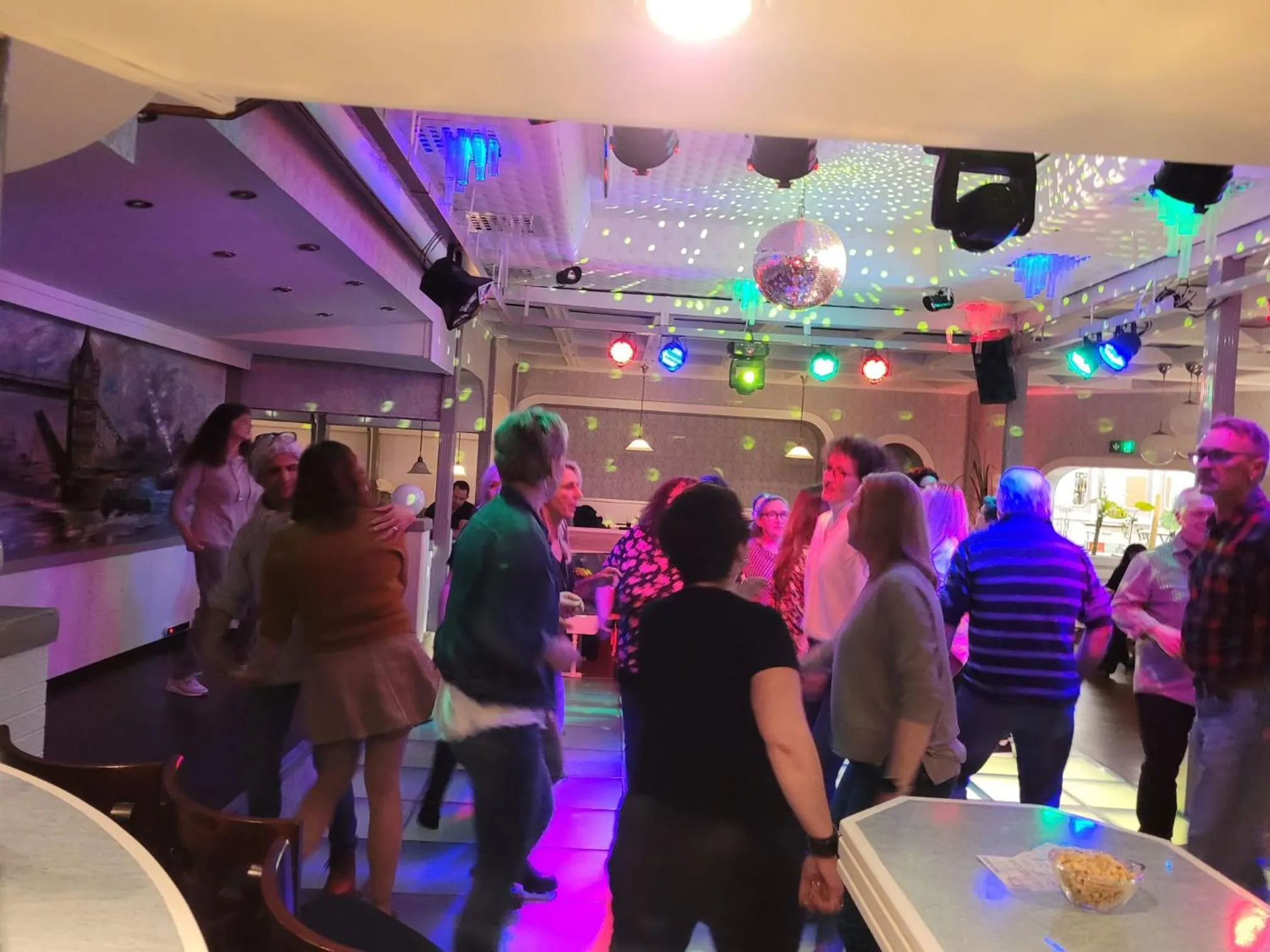 Nightclub / DJ in Hotel Restaurant Rückert