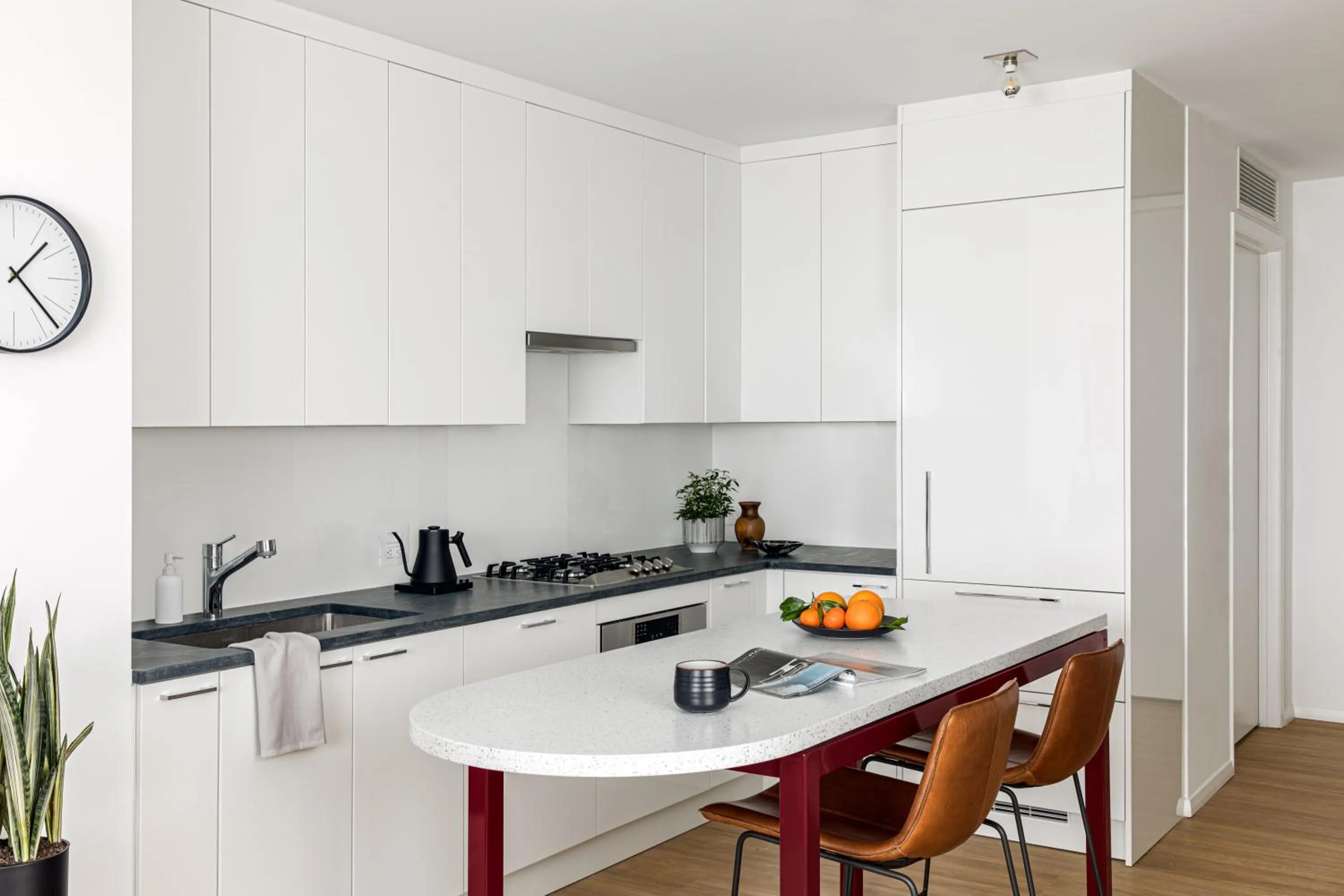 Kitchen or kitchenette in Liz by Black Swan - DC Executive Flat