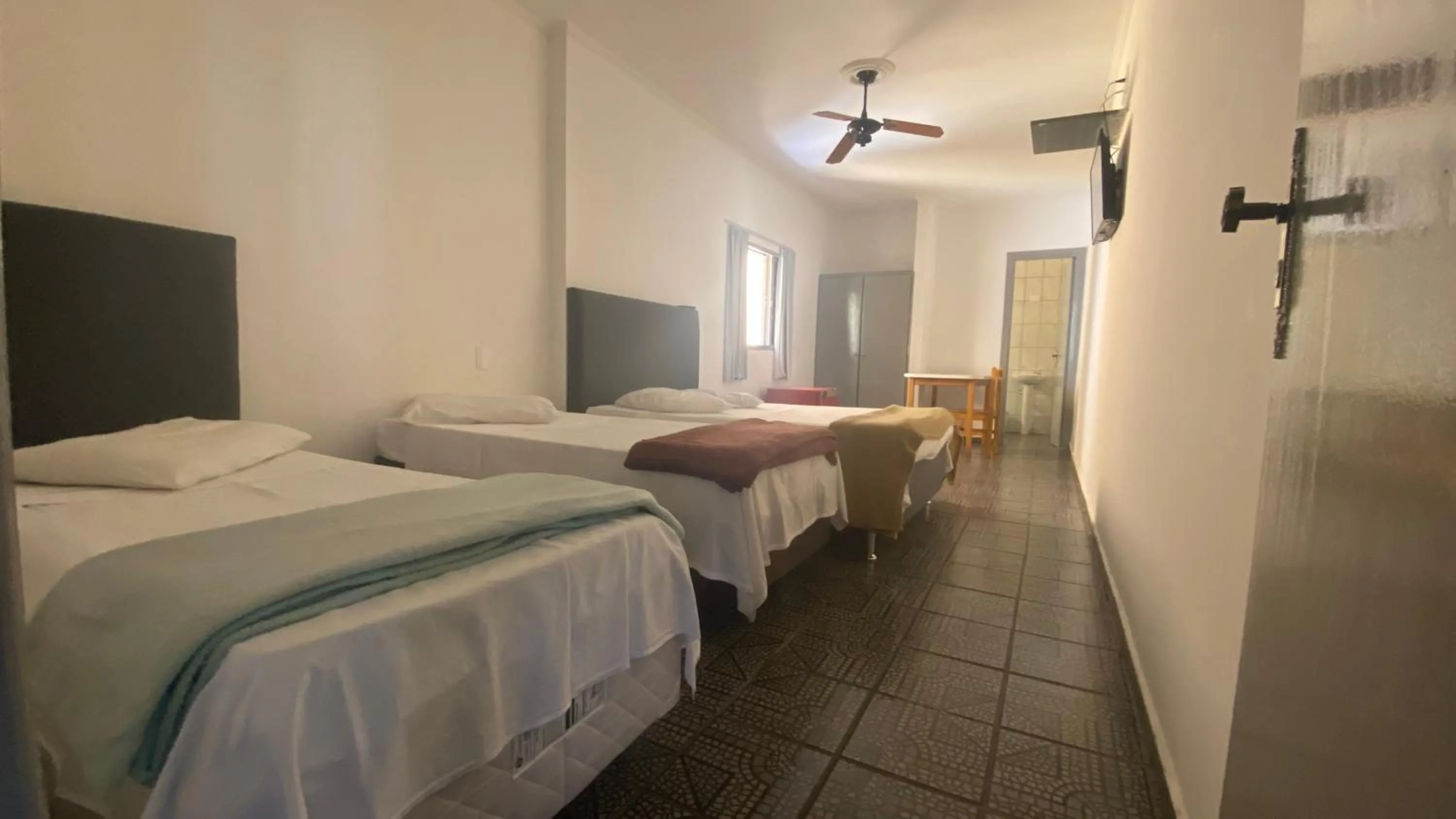 TV and multimedia, Bed in Hotel dos Nobres