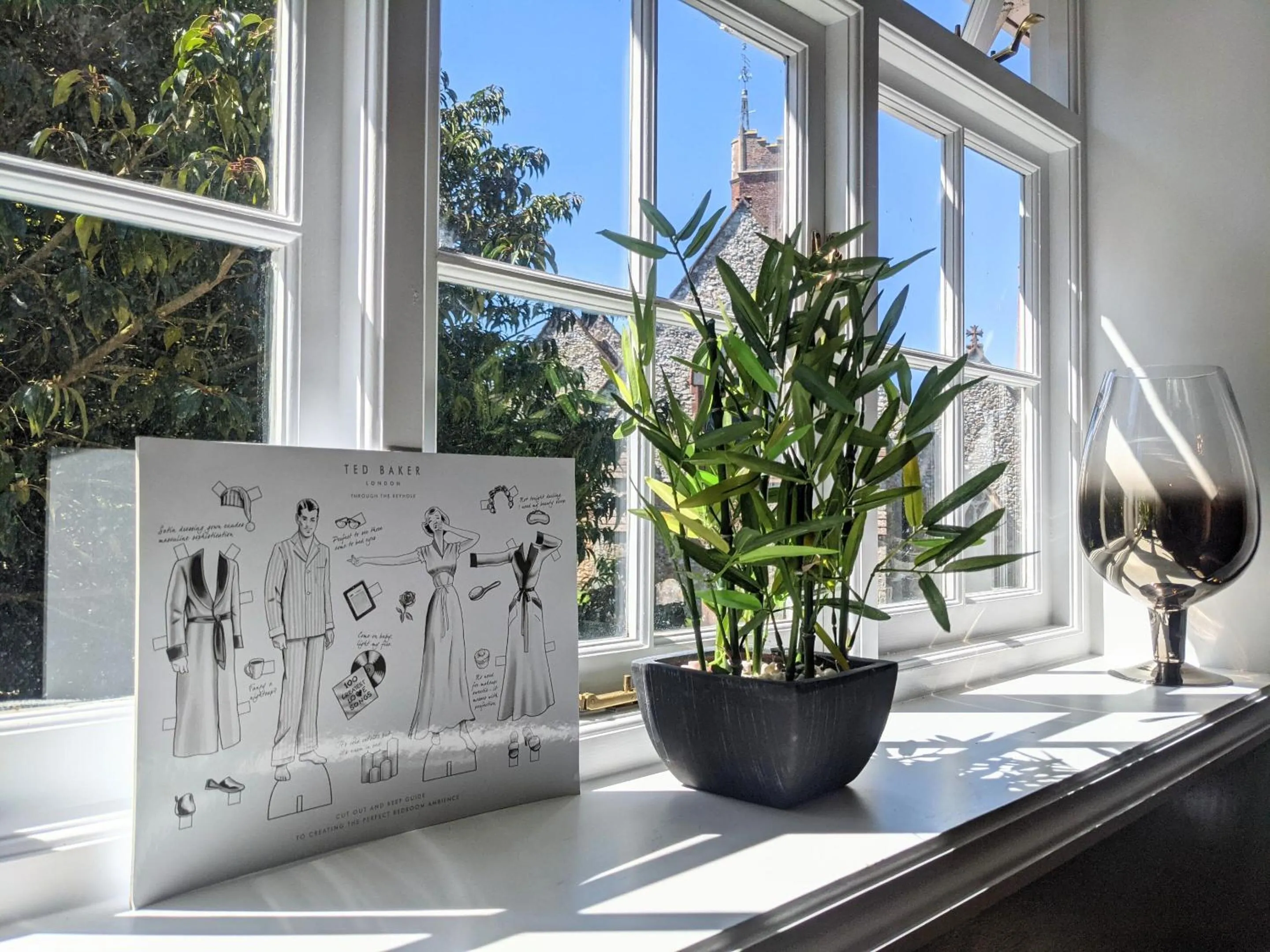 Bedroom in The Bell Inn