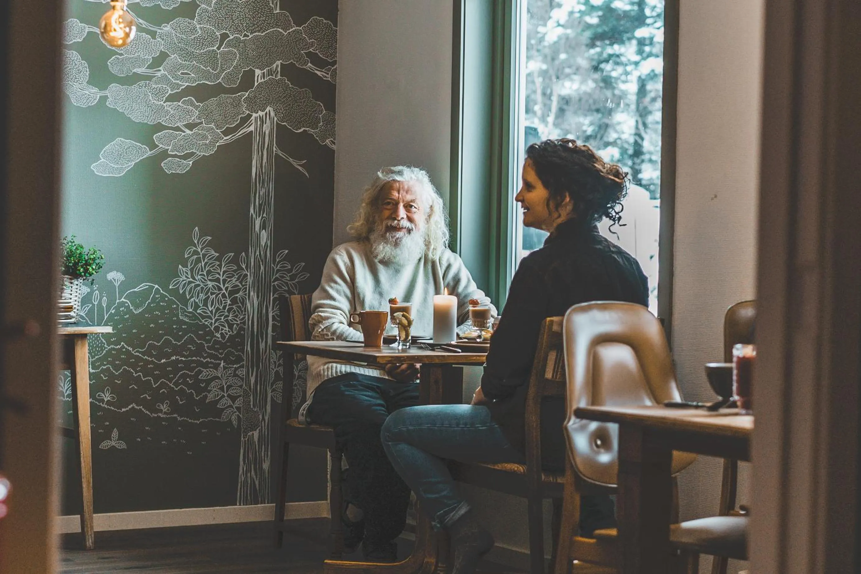 Restaurant/places to eat in FURU Hostel & Café