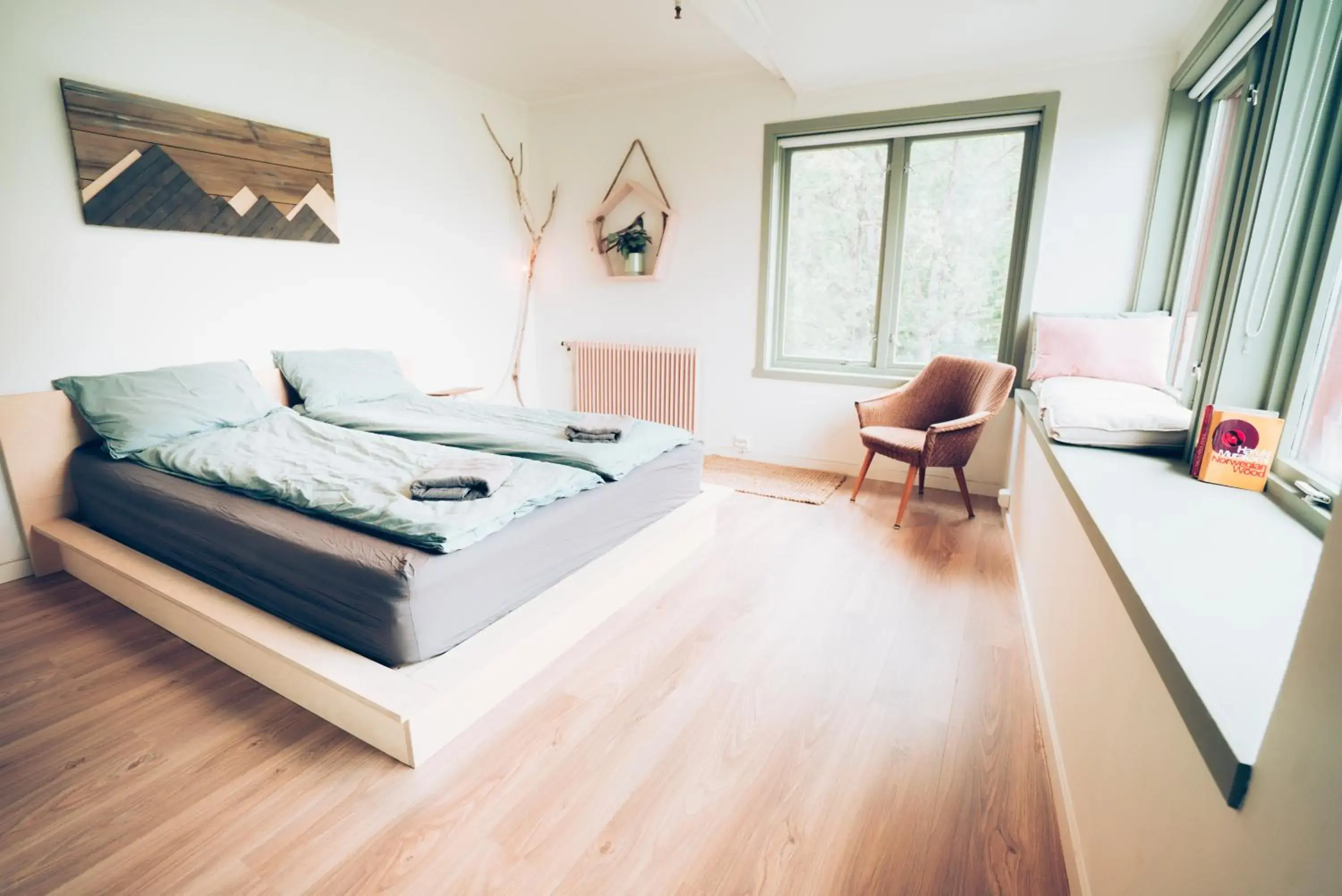 Queen Room with Shared Bathroom in FURU Hostel & Café Queen Room with Shared Bathroom in FURU Hostel & Café