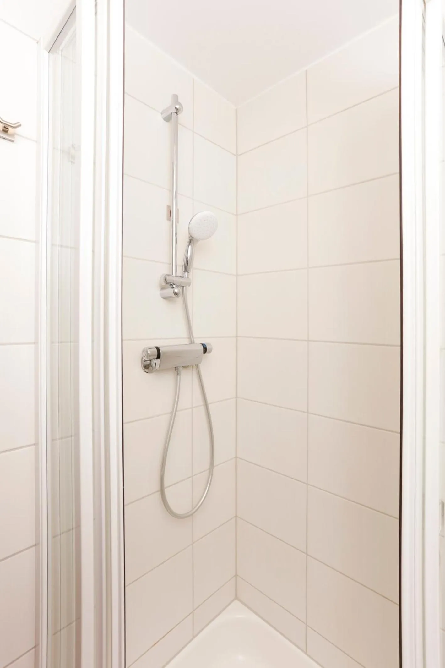 Shower in Die Schlafbude