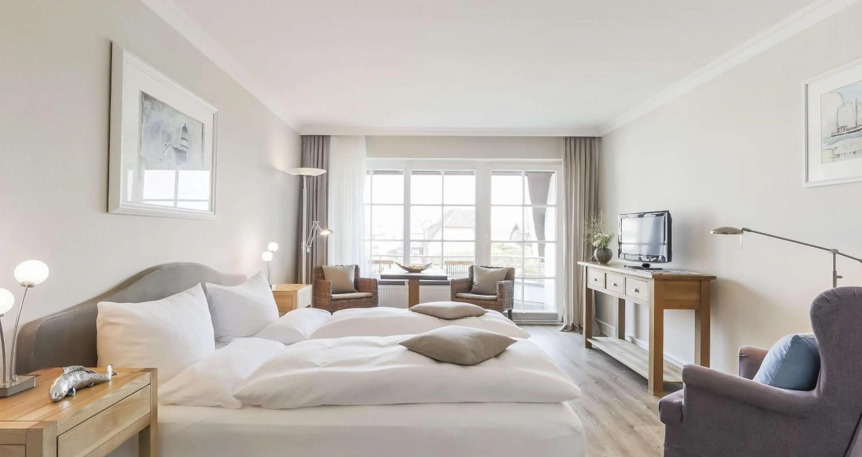 Bedroom, Bed in Dorint Strandresort & Spa Westerland/Sylt