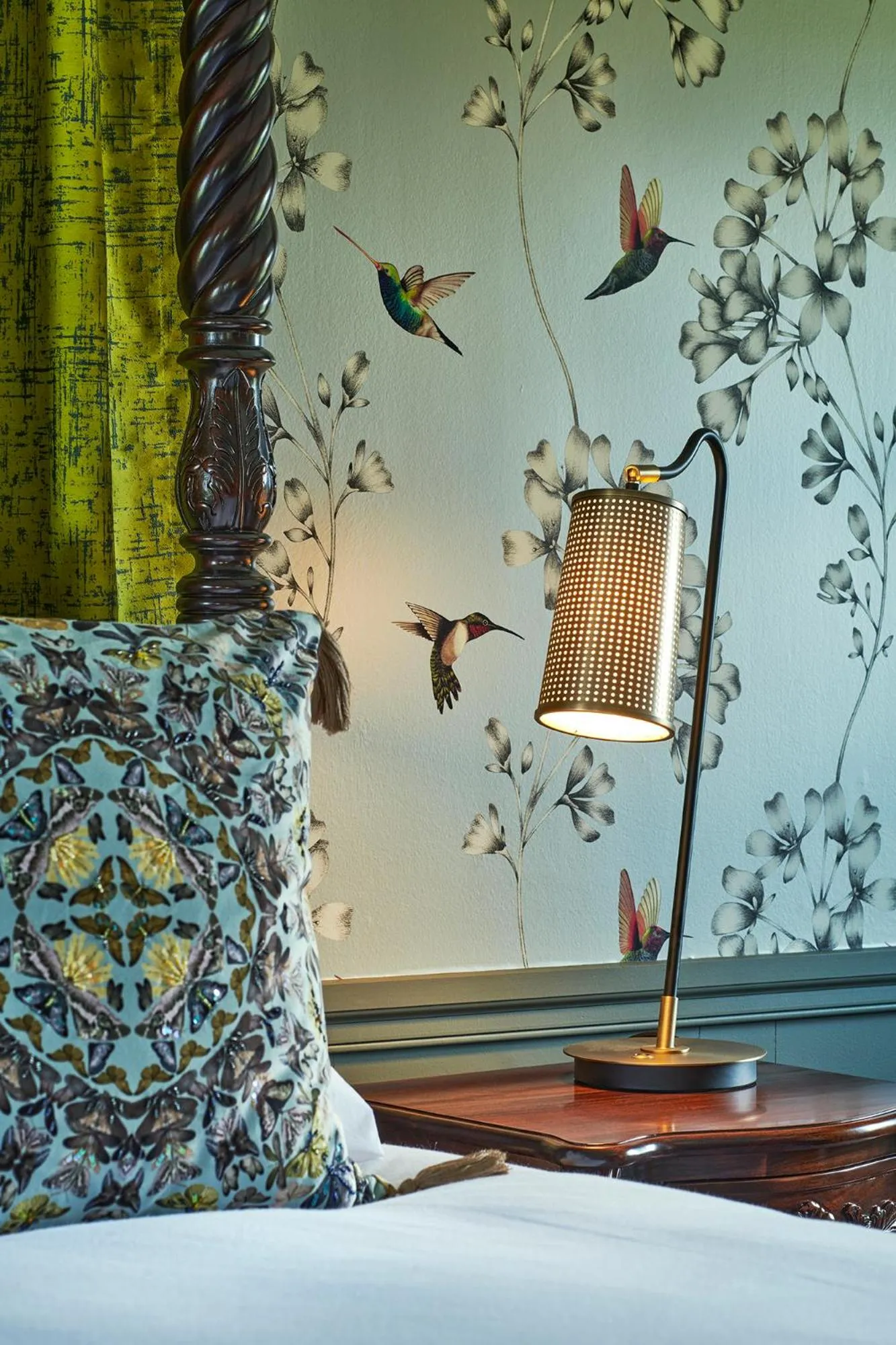 Bed in Monkstadt 1745 Restaurant with Rooms