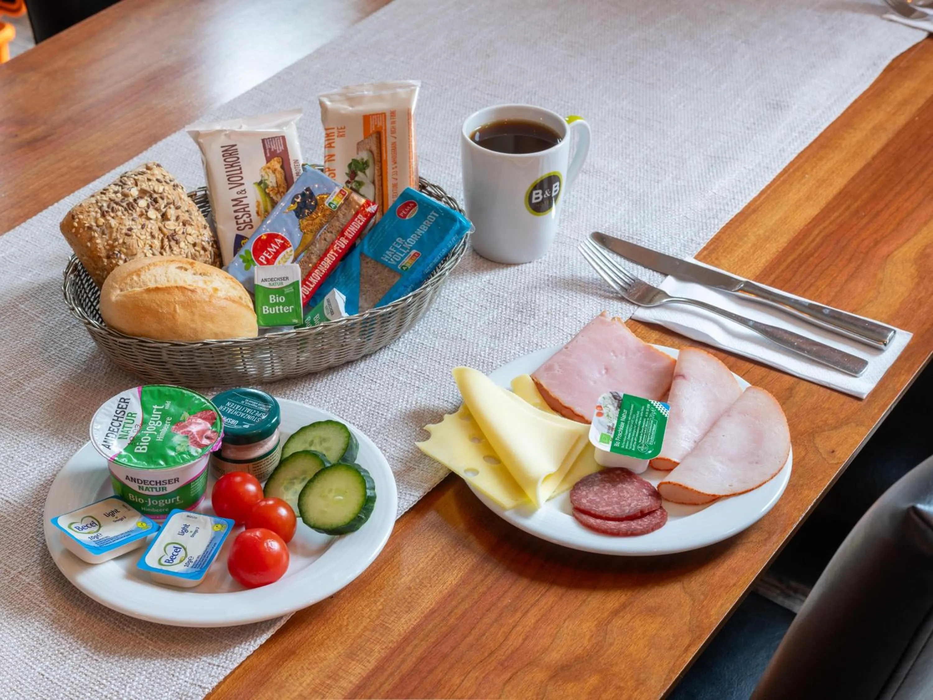 Restaurant/places to eat in Best Western Hotel de Ville