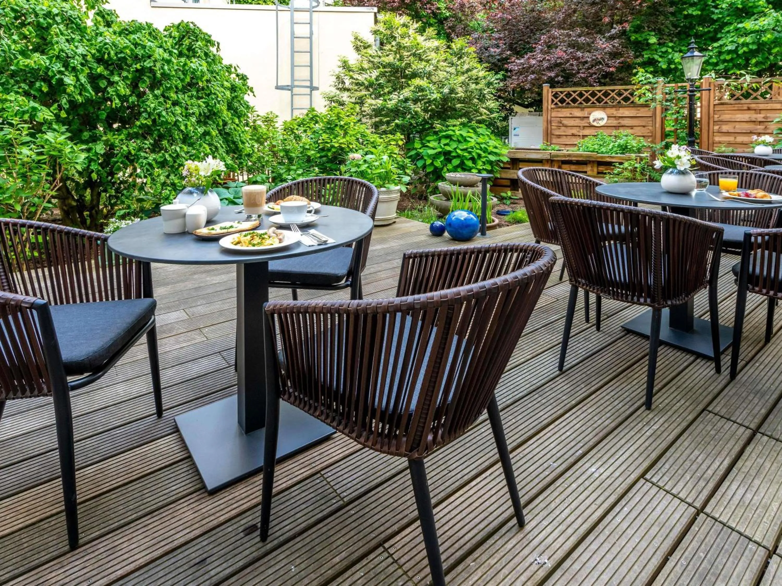 Lounge or bar in Mercure Hotel Luebeck City Center