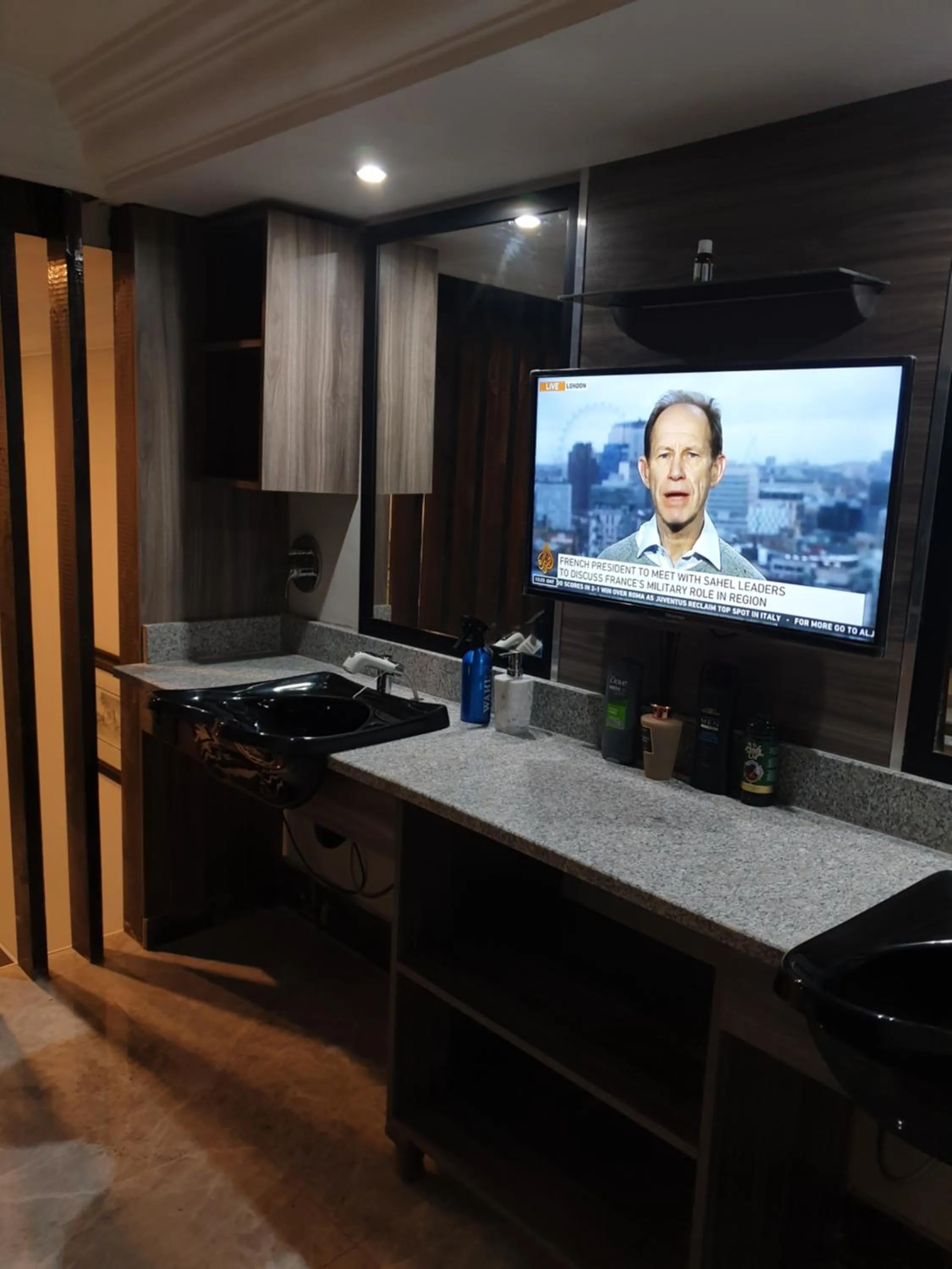 On-site shops in Andaluz Boutique Hotel