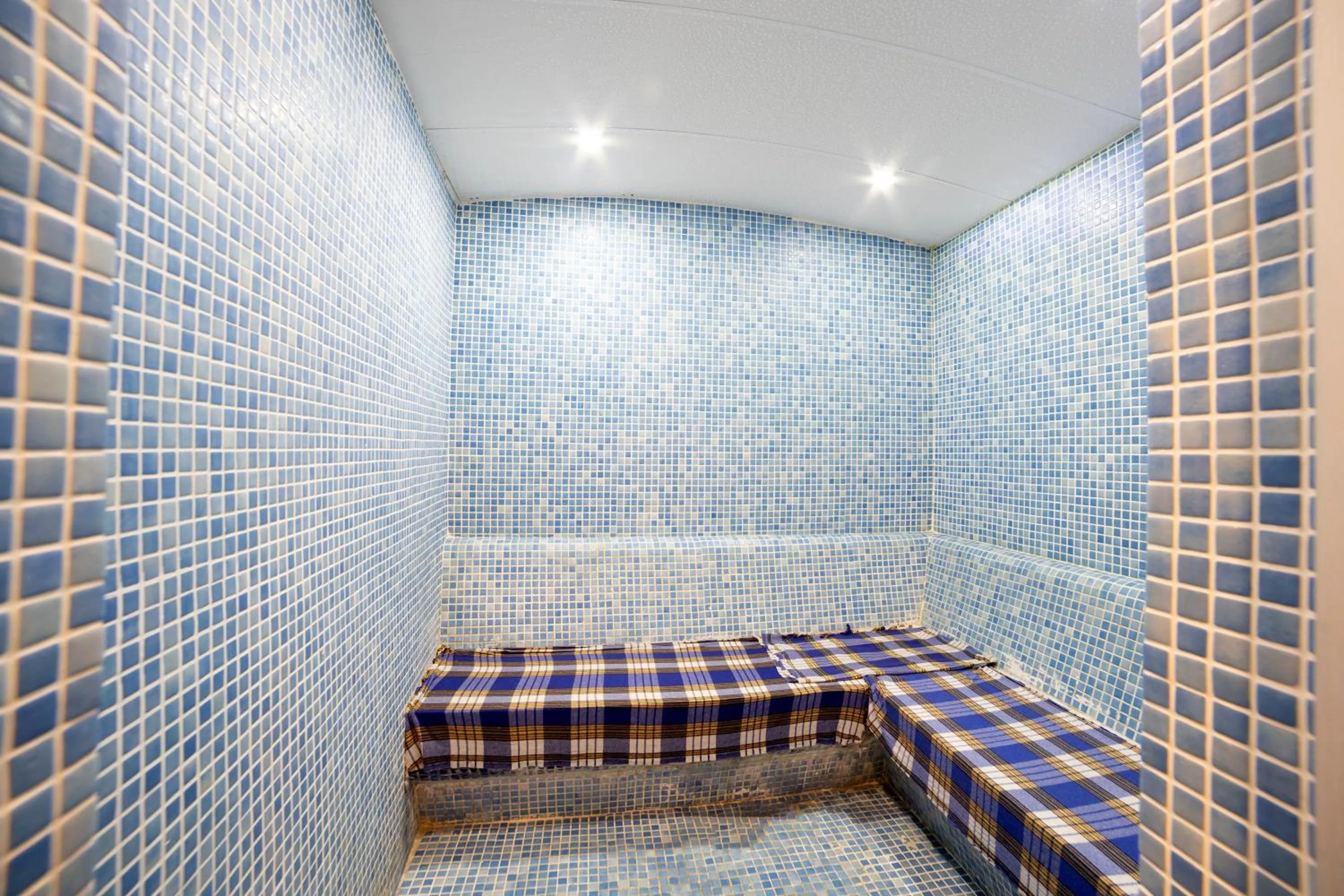 Steam room, Bed in Royal Termal Hotel