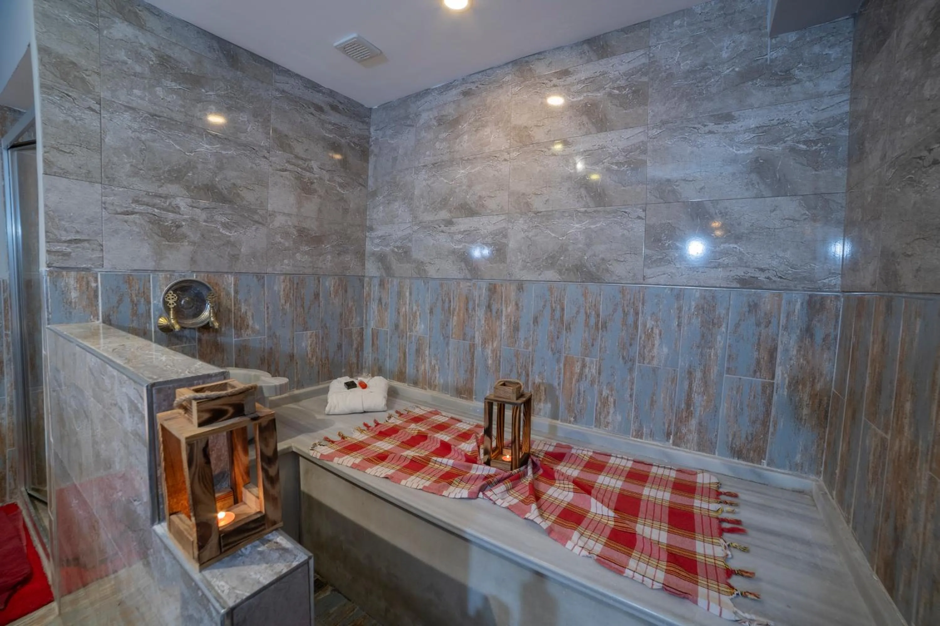 Public Bath in Royal Termal Hotel