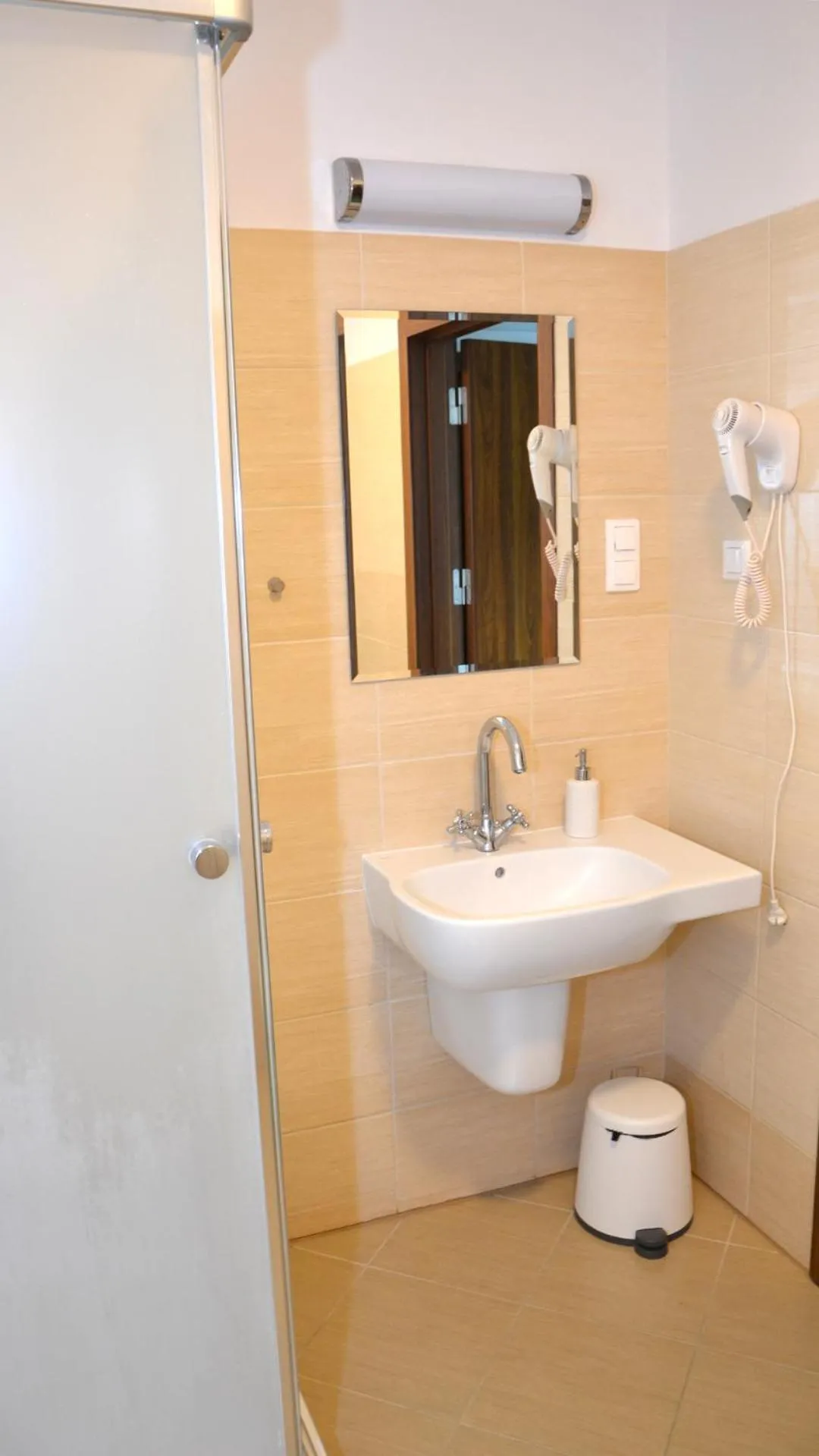 Bathroom in Tawerna Kaper