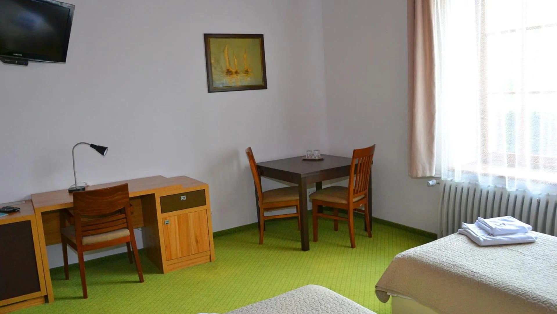 Bed in Tawerna Kaper