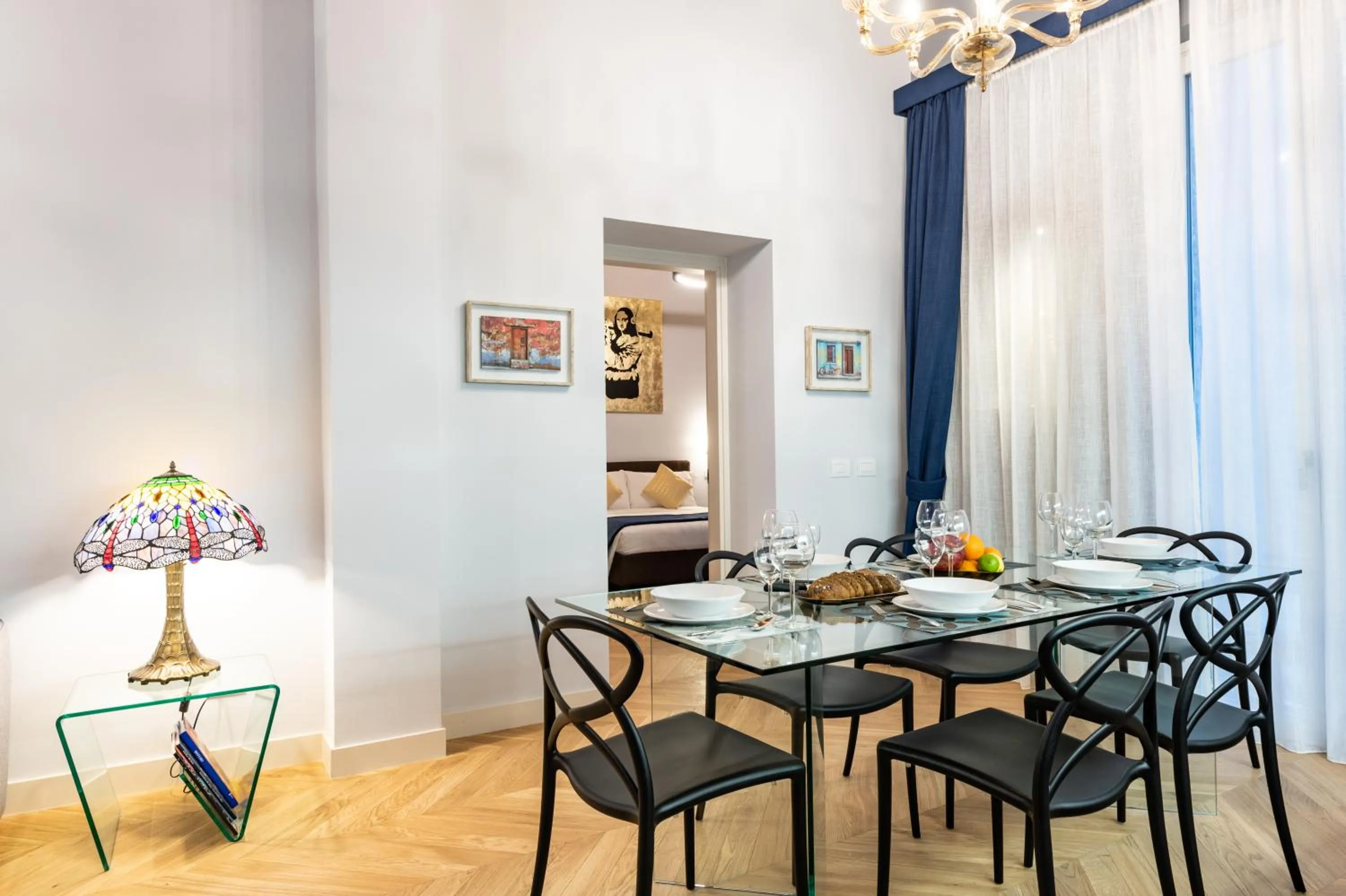Dining area in Kairos by Florence Art Apartments