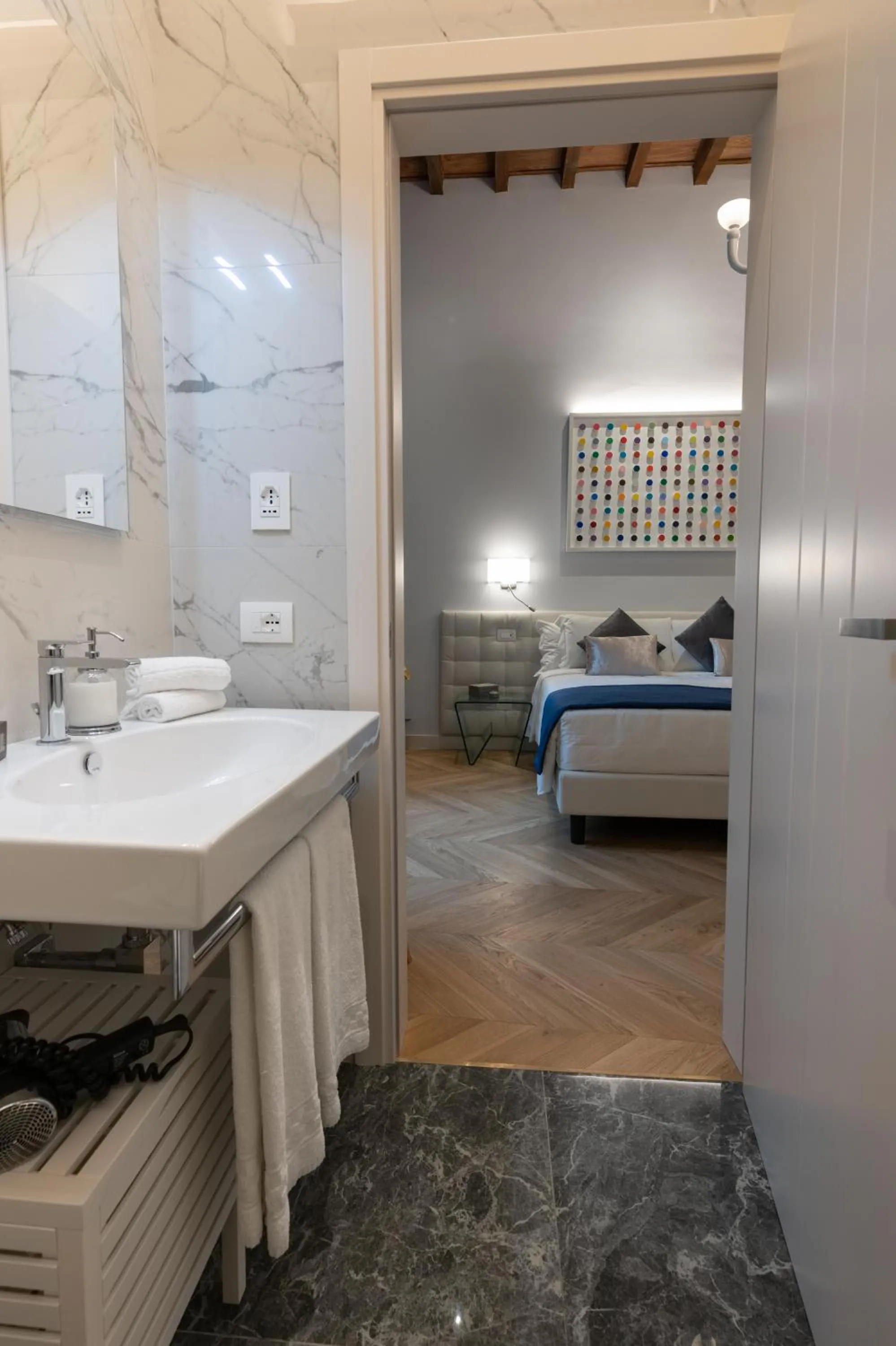 Bathroom, Bed in Kairos by Florence Art Apartments