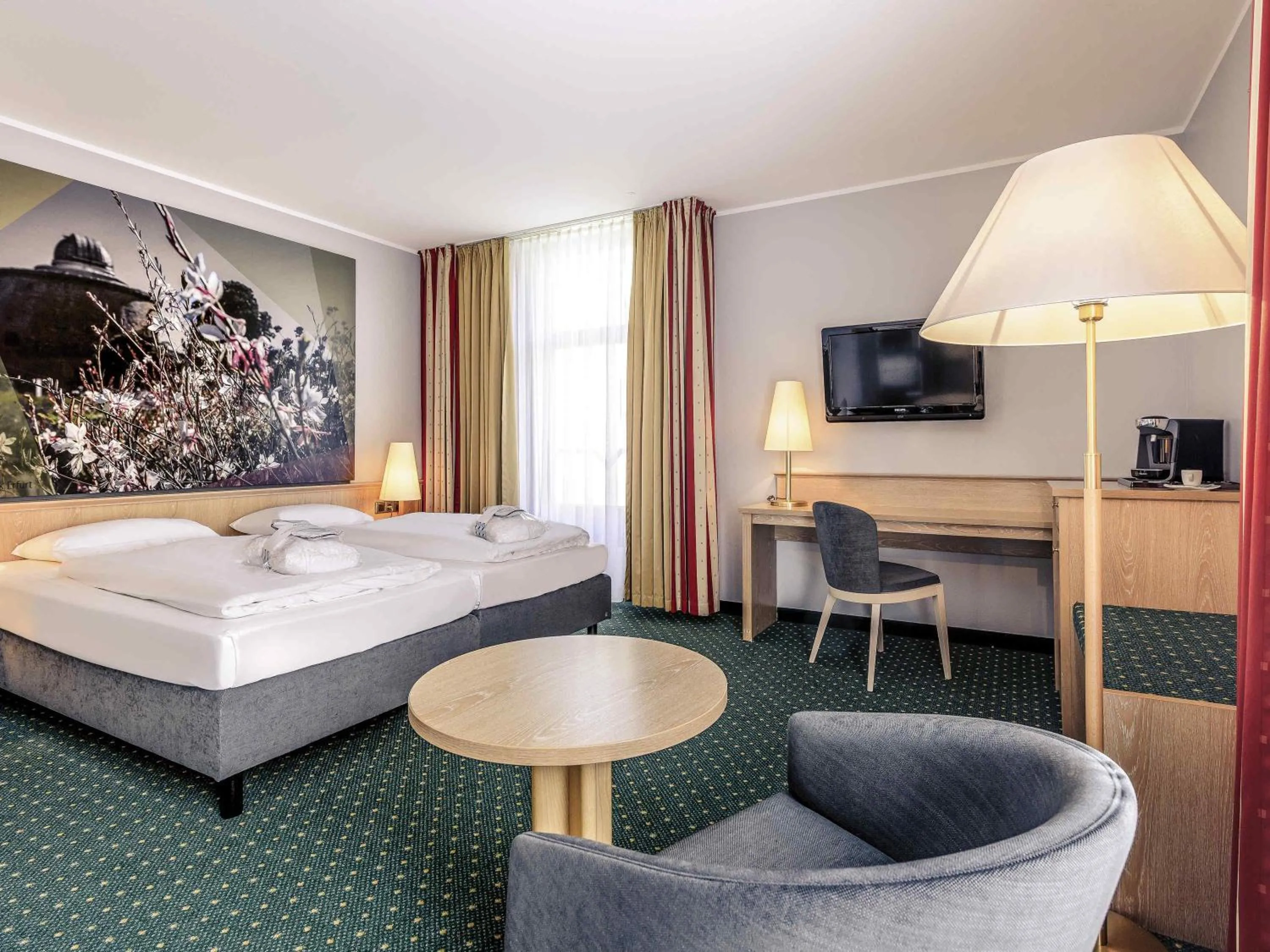 Bedroom, Bed in Mercure Hotel Erfurt Altstadt