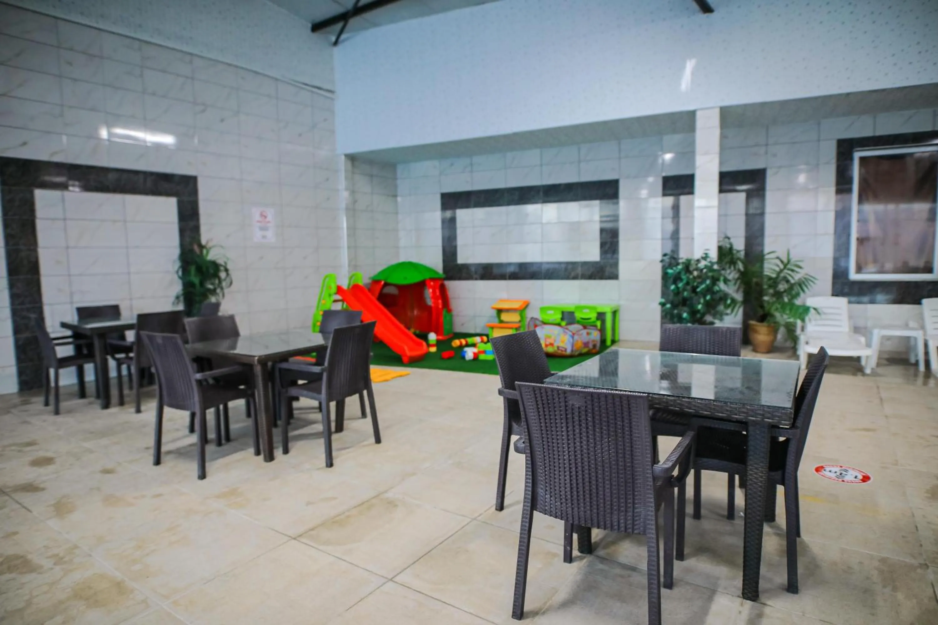 Swimming pool in Emin Koçak Termal & Spa - Convention Center