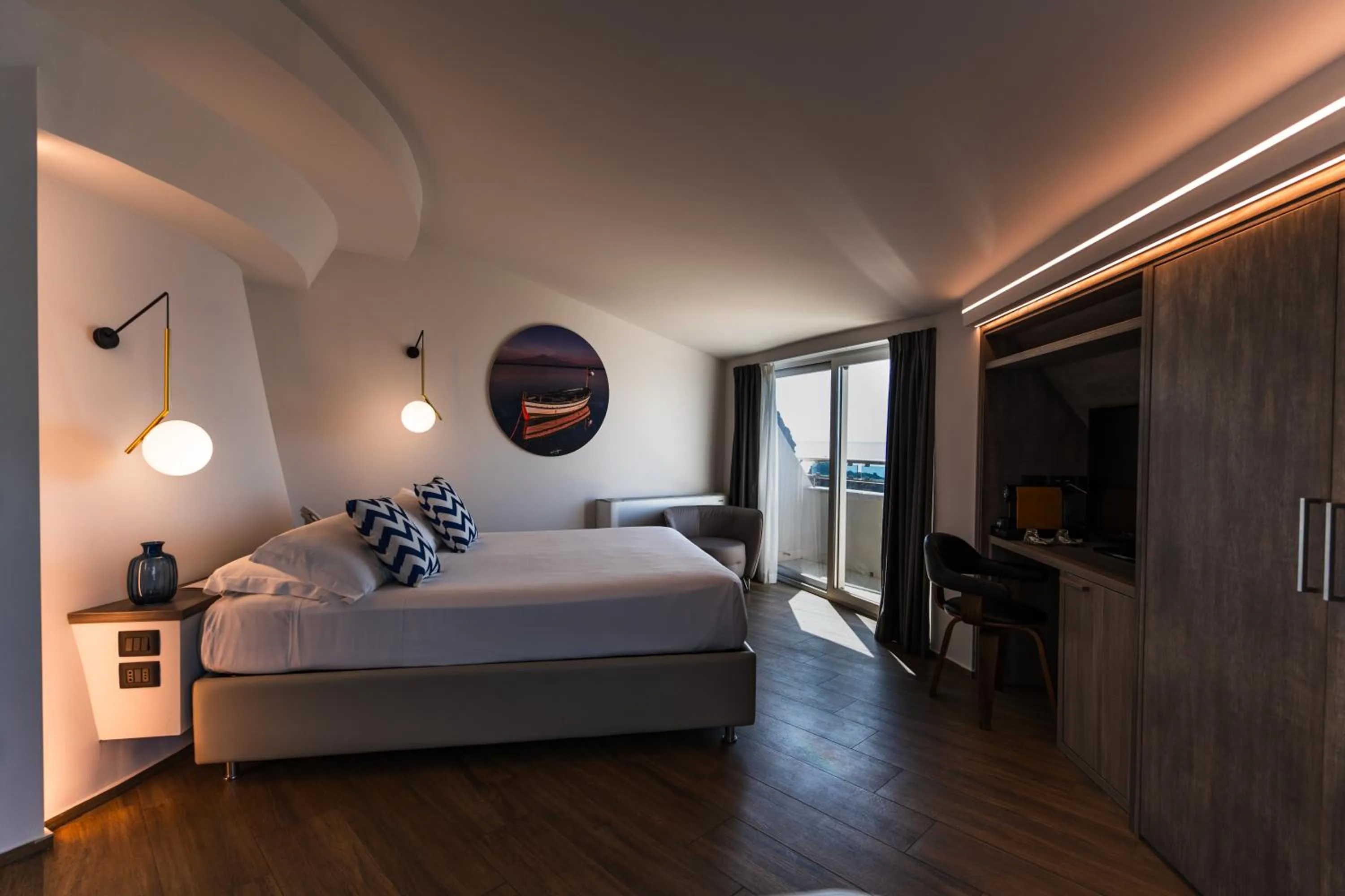 Bed in Grand Hotel Faraglioni