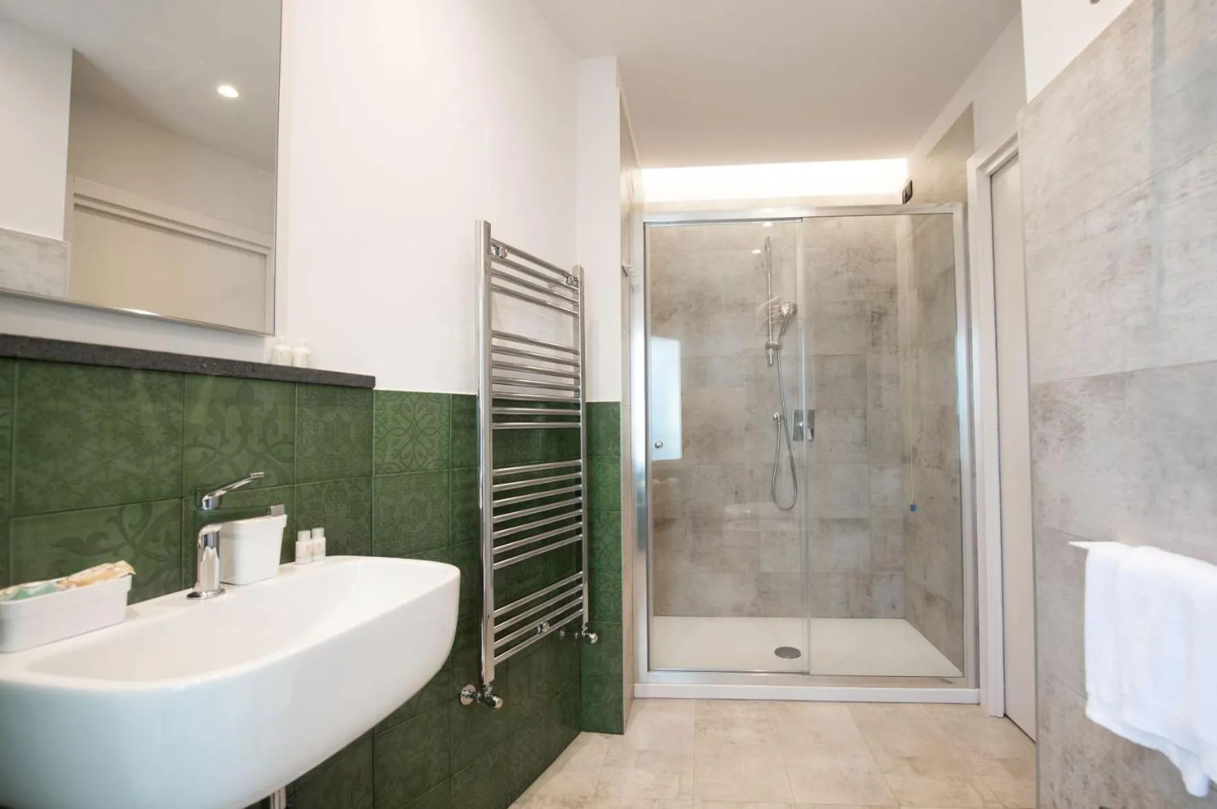 Bathroom in Grand Hotel Faraglioni