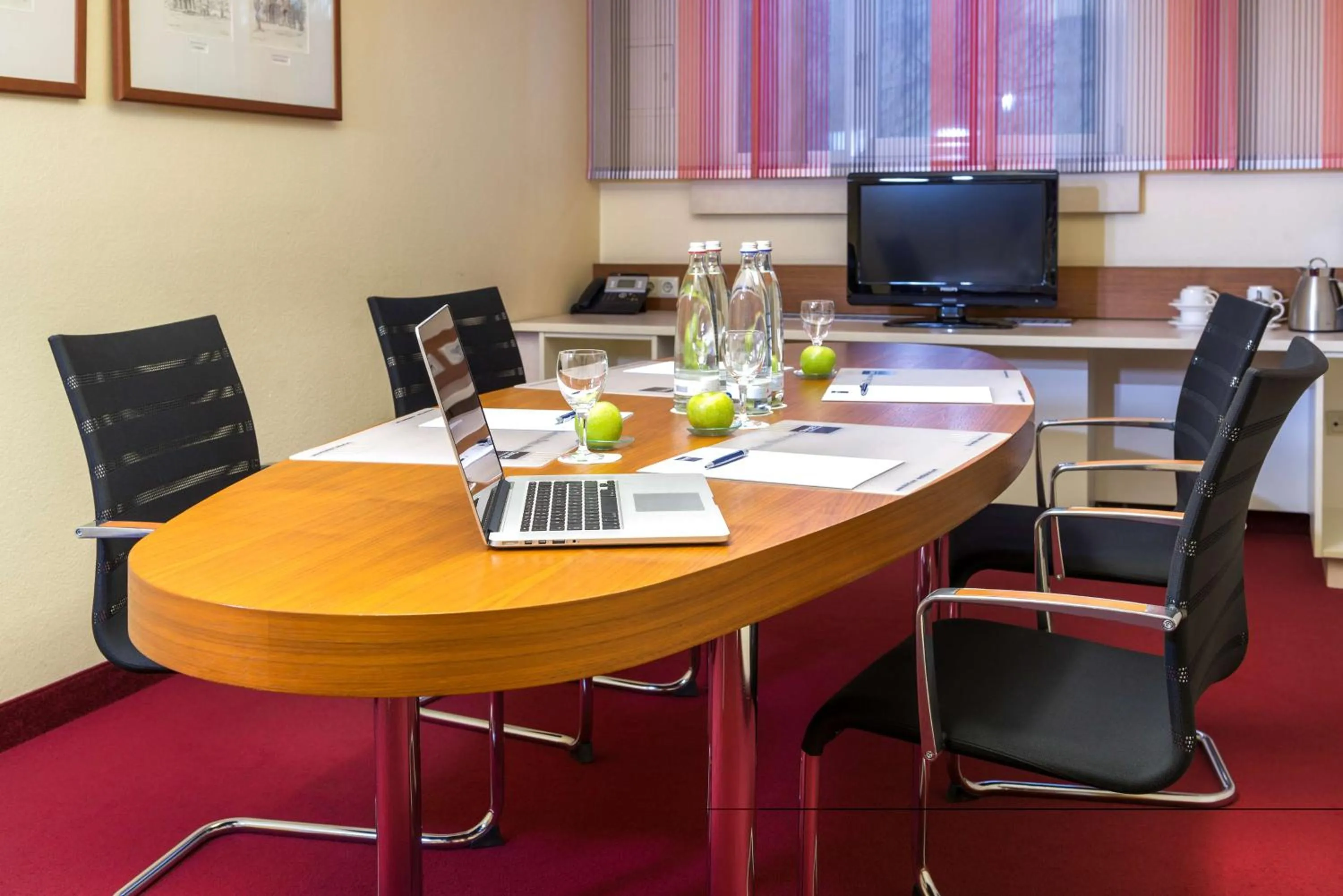 On site in Essential by Dorint Köln-Junkersdorf