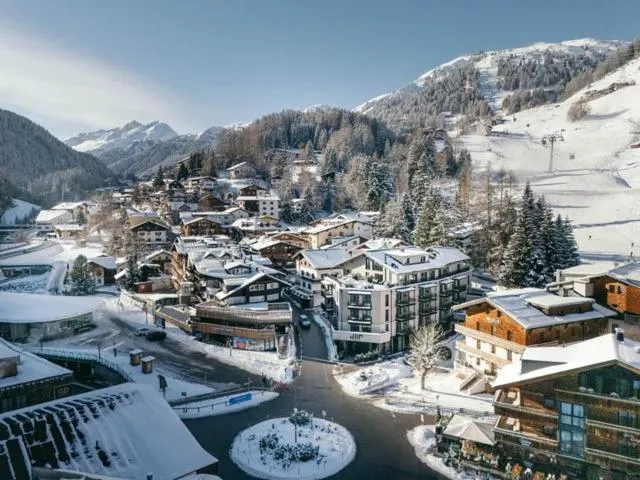 Property building in Ullrhaus - ST ANTON 4 Star Superior