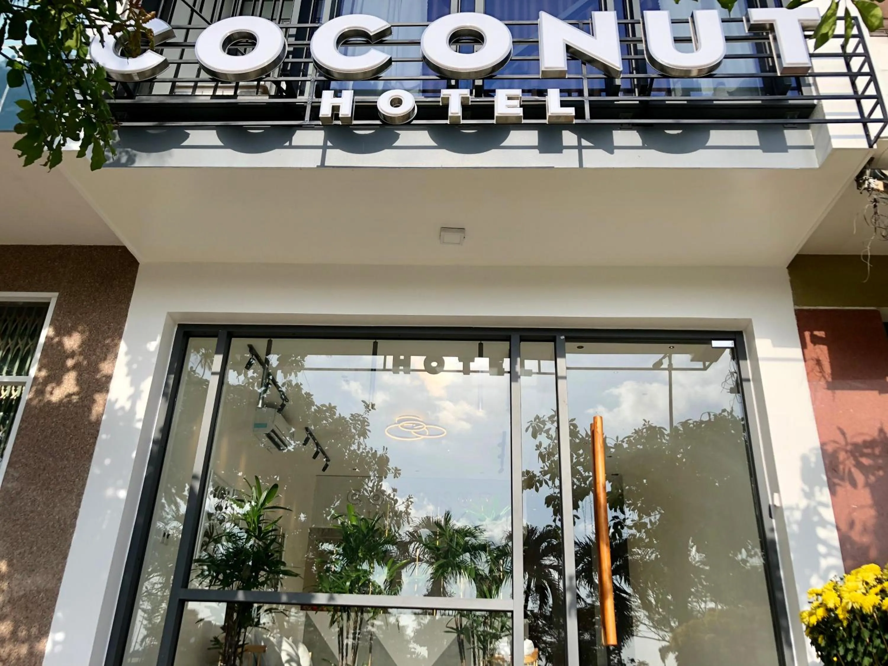 Facade/entrance in Coconut Hotel Phú Yên
