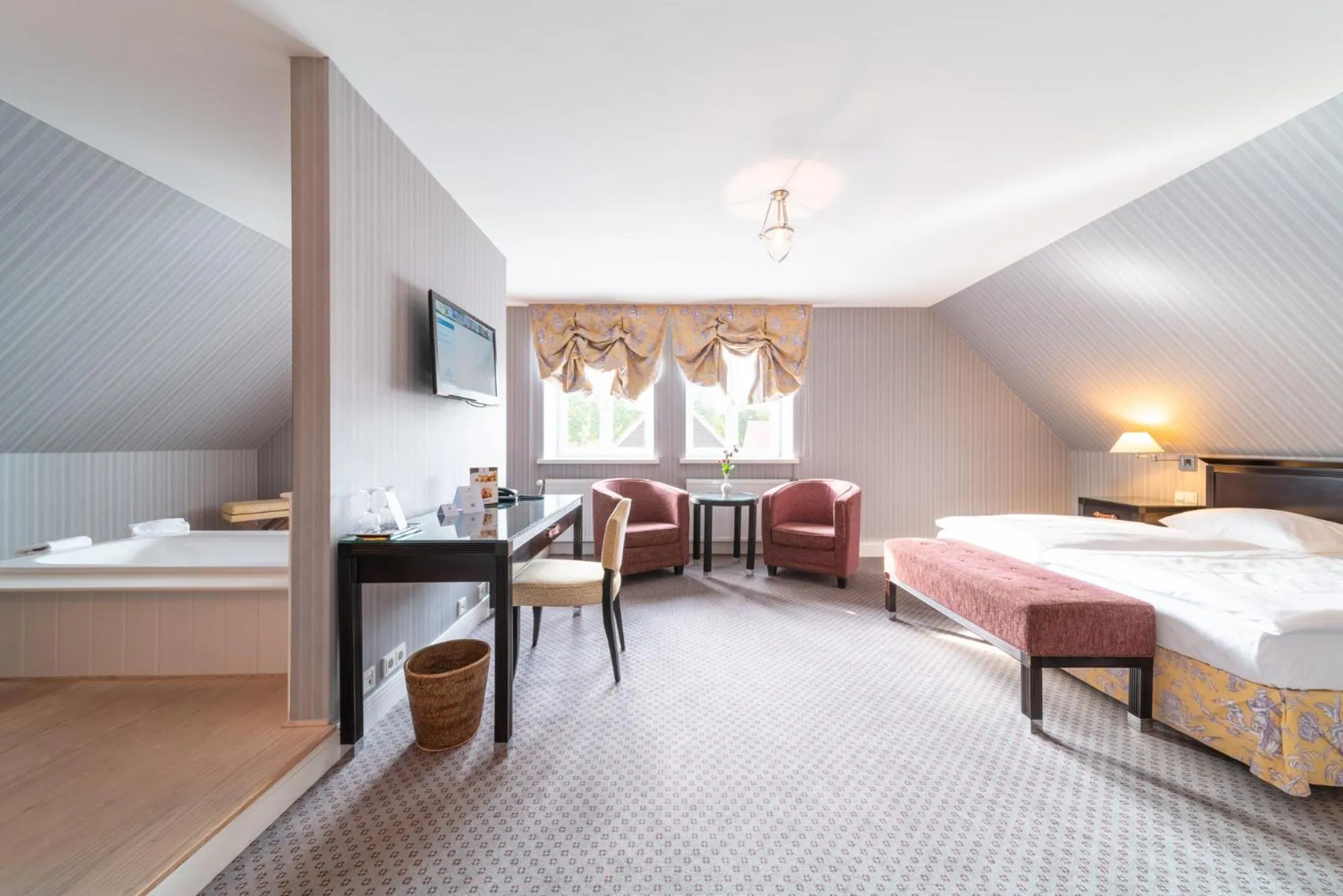 Bed in Gräflicher Park Health & Balance Resort