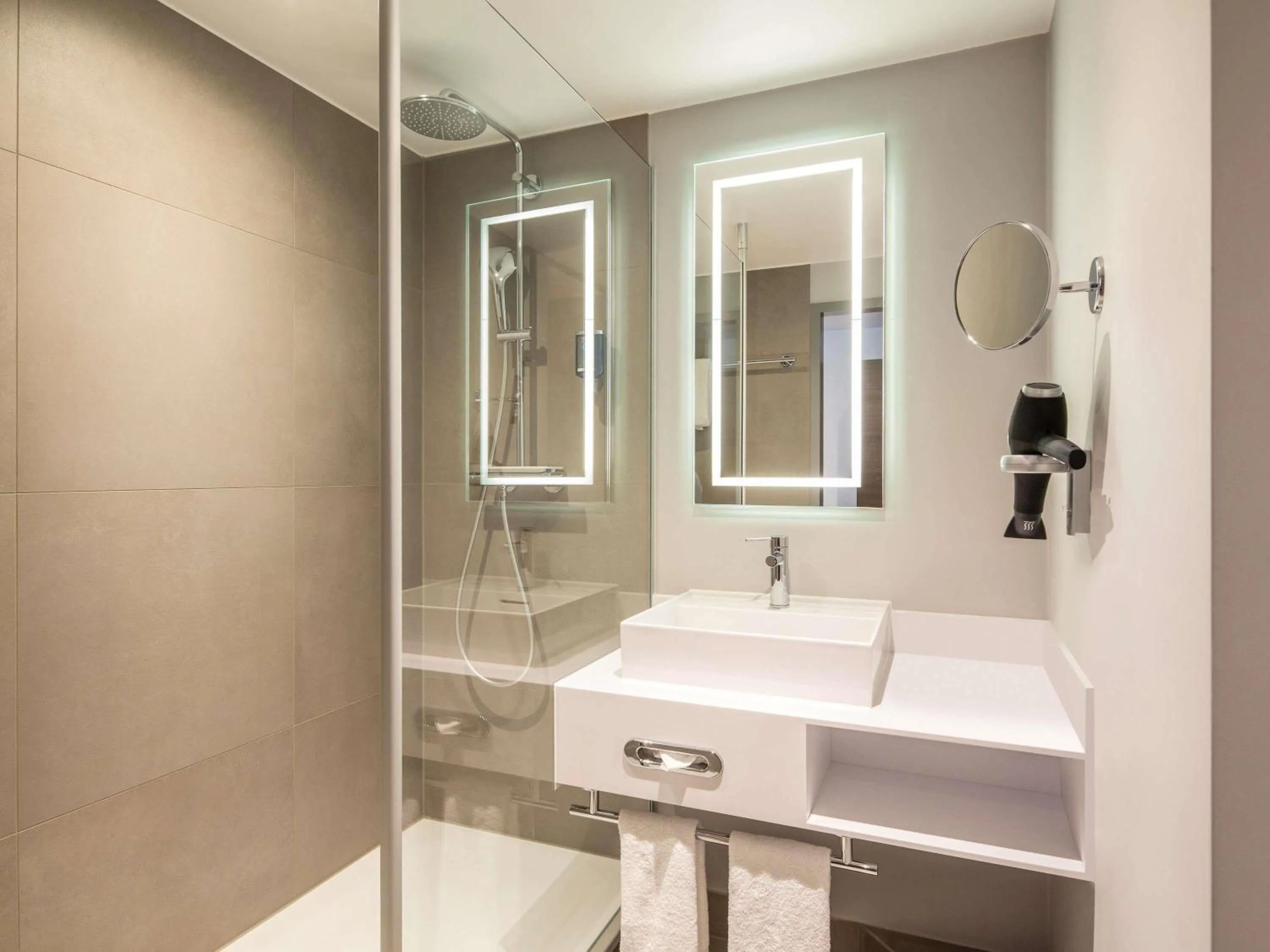 Property building in Novotel Hamburg City Alster