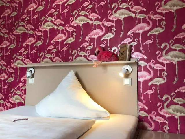 Bed in Hotel zur goldenen Sonne