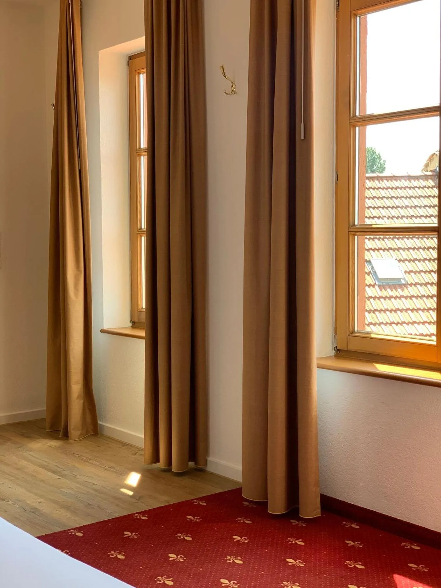 Photo of the whole room in Hotel Erlenbacher Hof