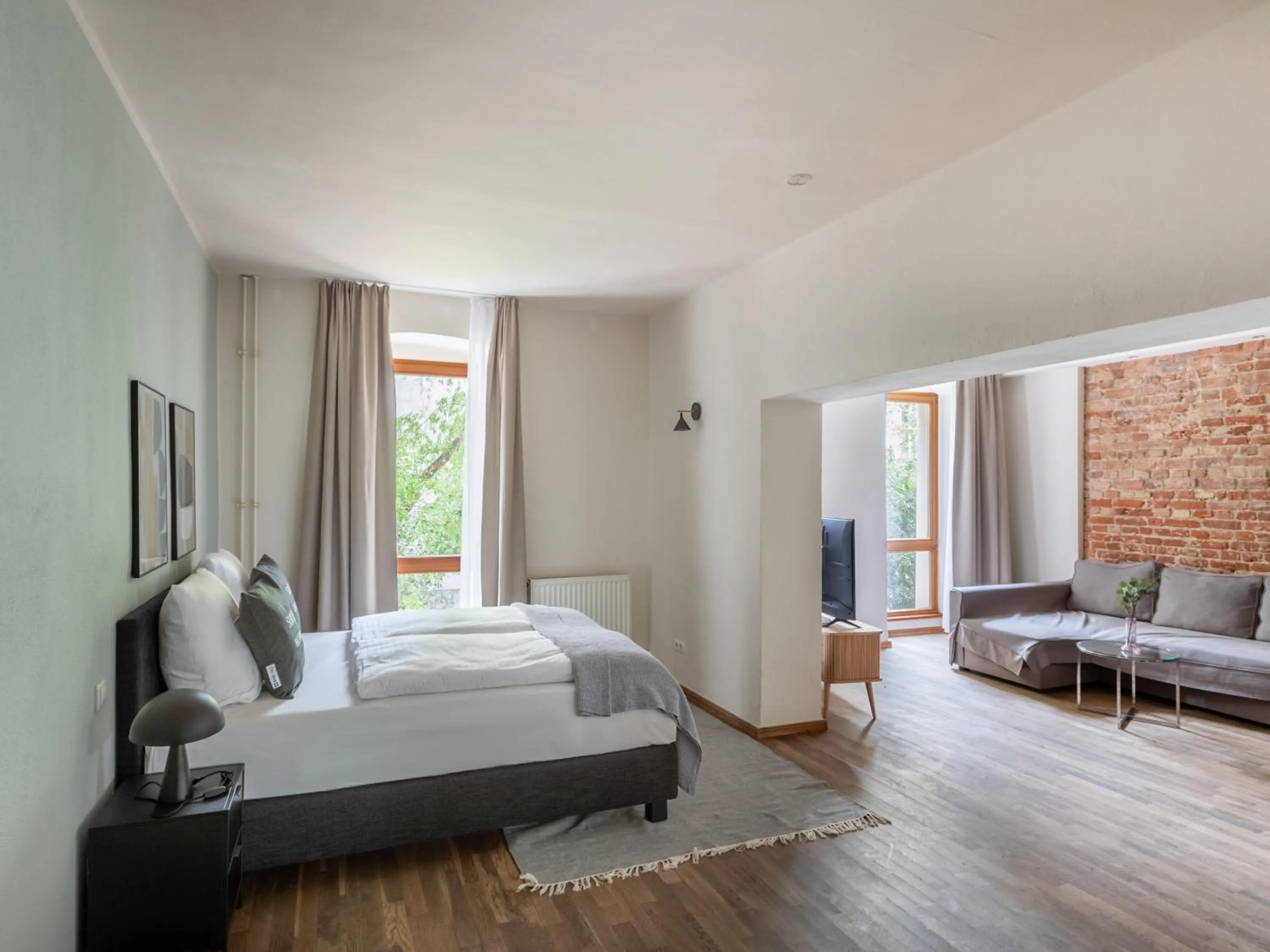 Bedroom, Bed in Schoenhouse Avenue - Digital Access