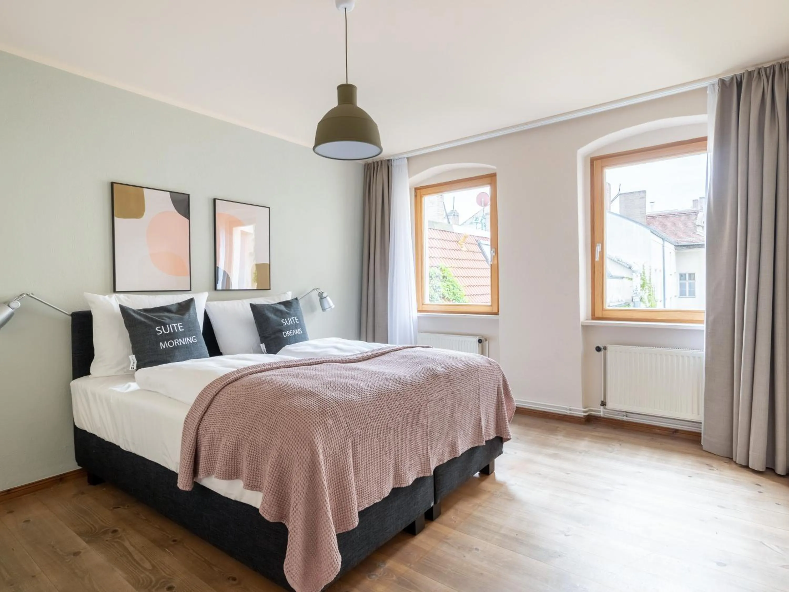 Bedroom, Bed in Schoenhouse Avenue - Digital Access