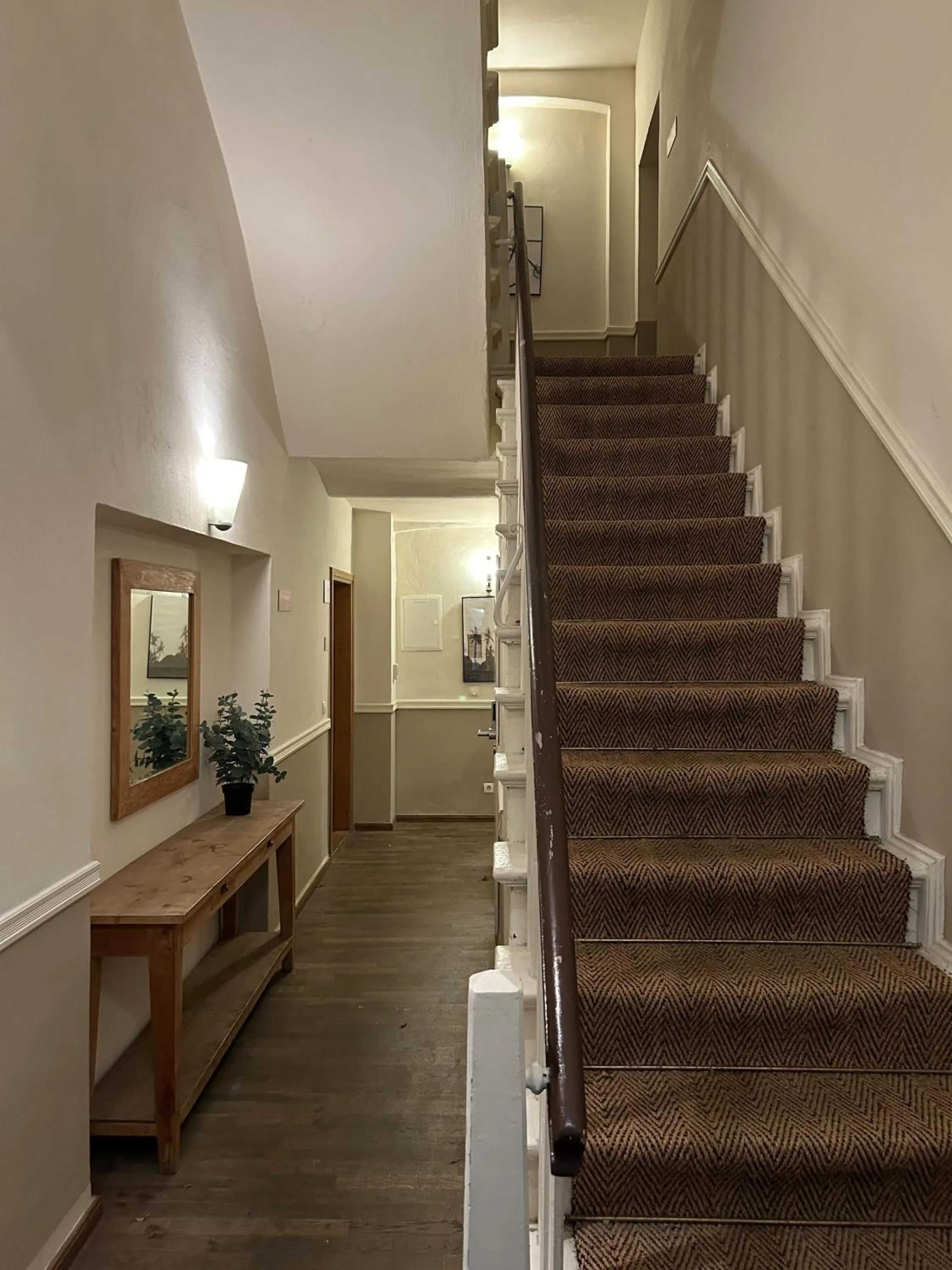 Property building in Schoenhouse Avenue - Digital Access