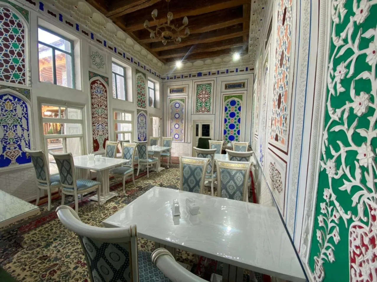 Seating area in Grand Nodirbek Boutique Hotel -House Museum 17 - 19 century