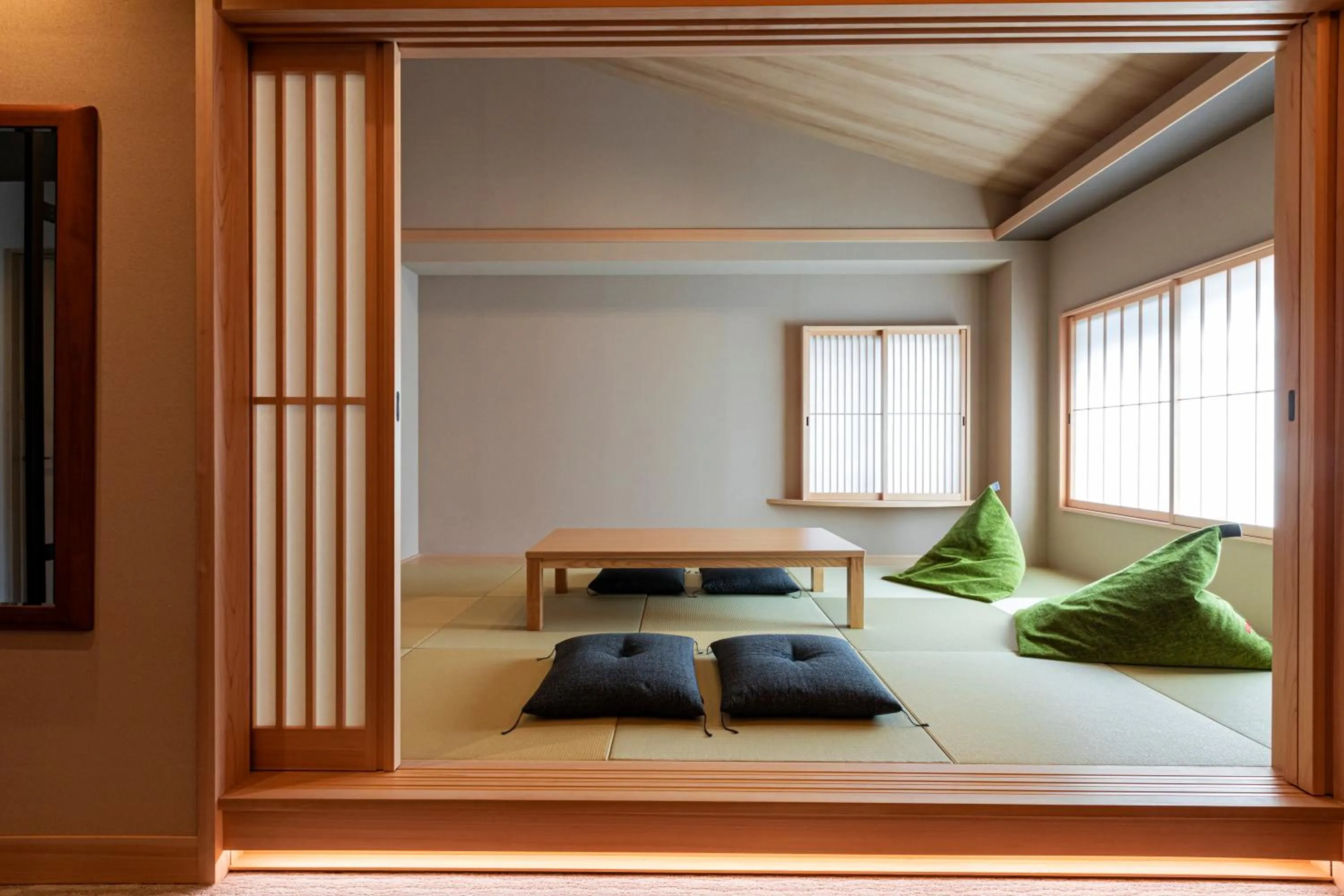 Living room, Bed in Rinn Shirakawa South