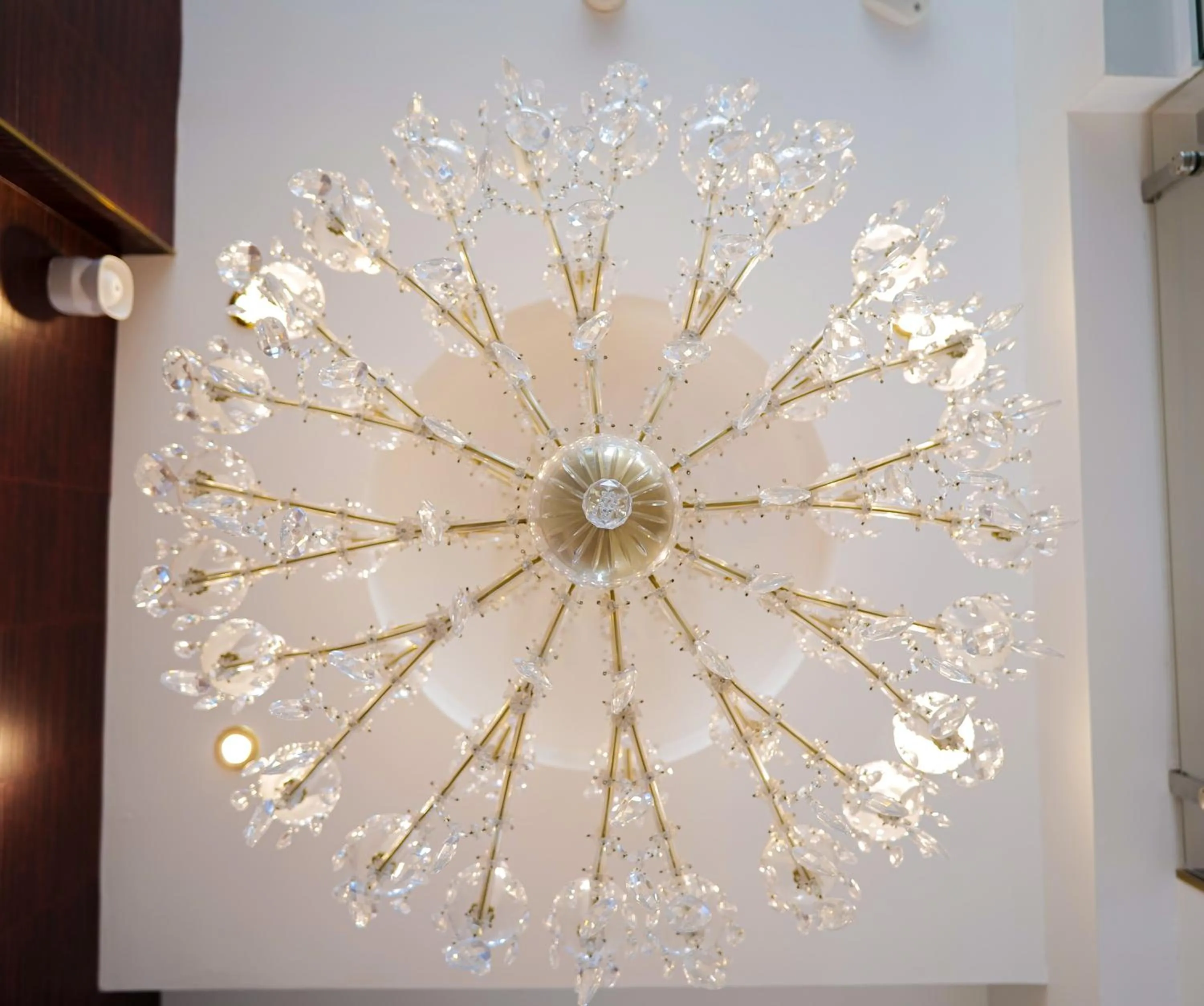 Property building in Hôtel Merveilleux Côté Mer