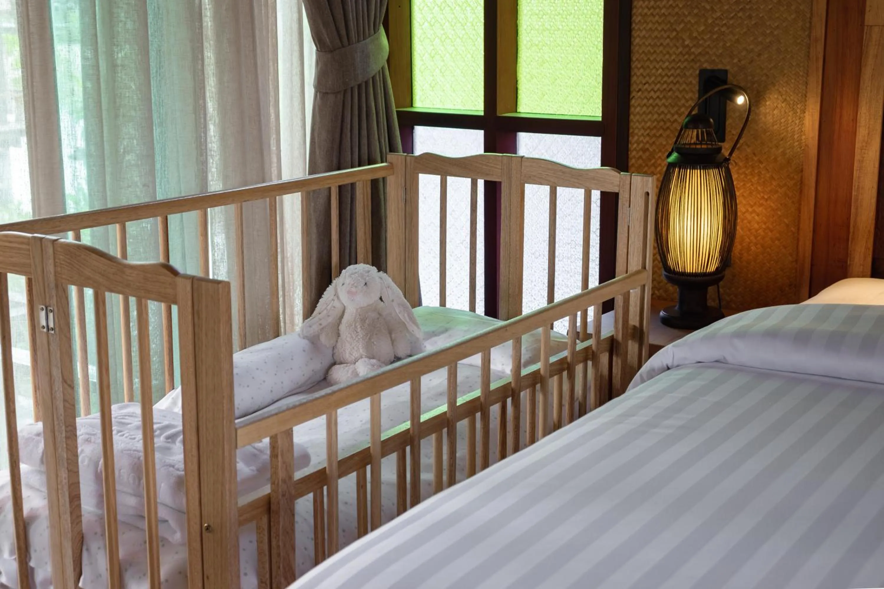 Bed in Venice Krabi Villa Resort