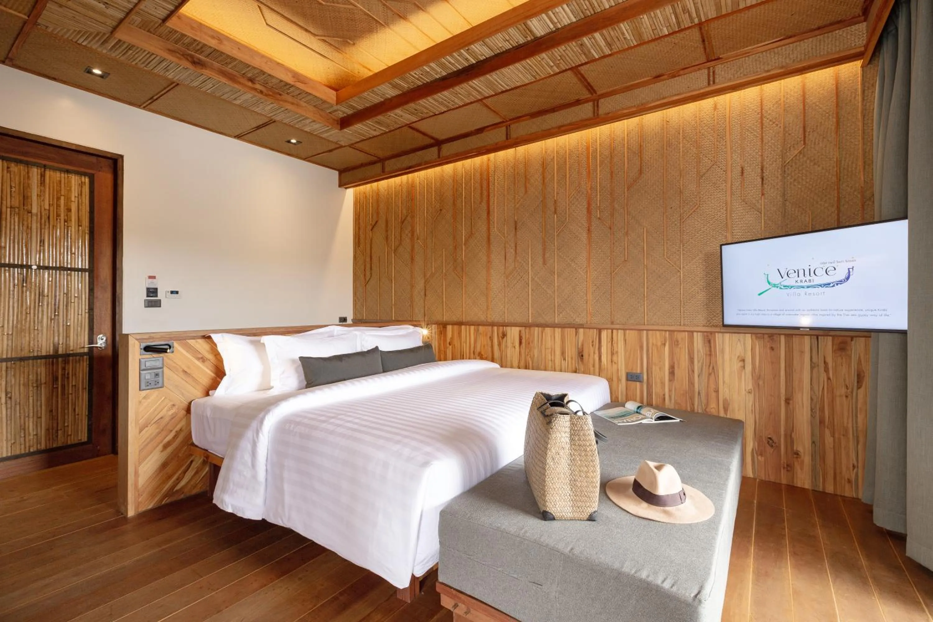 Bed in Venice Krabi Villa Resort